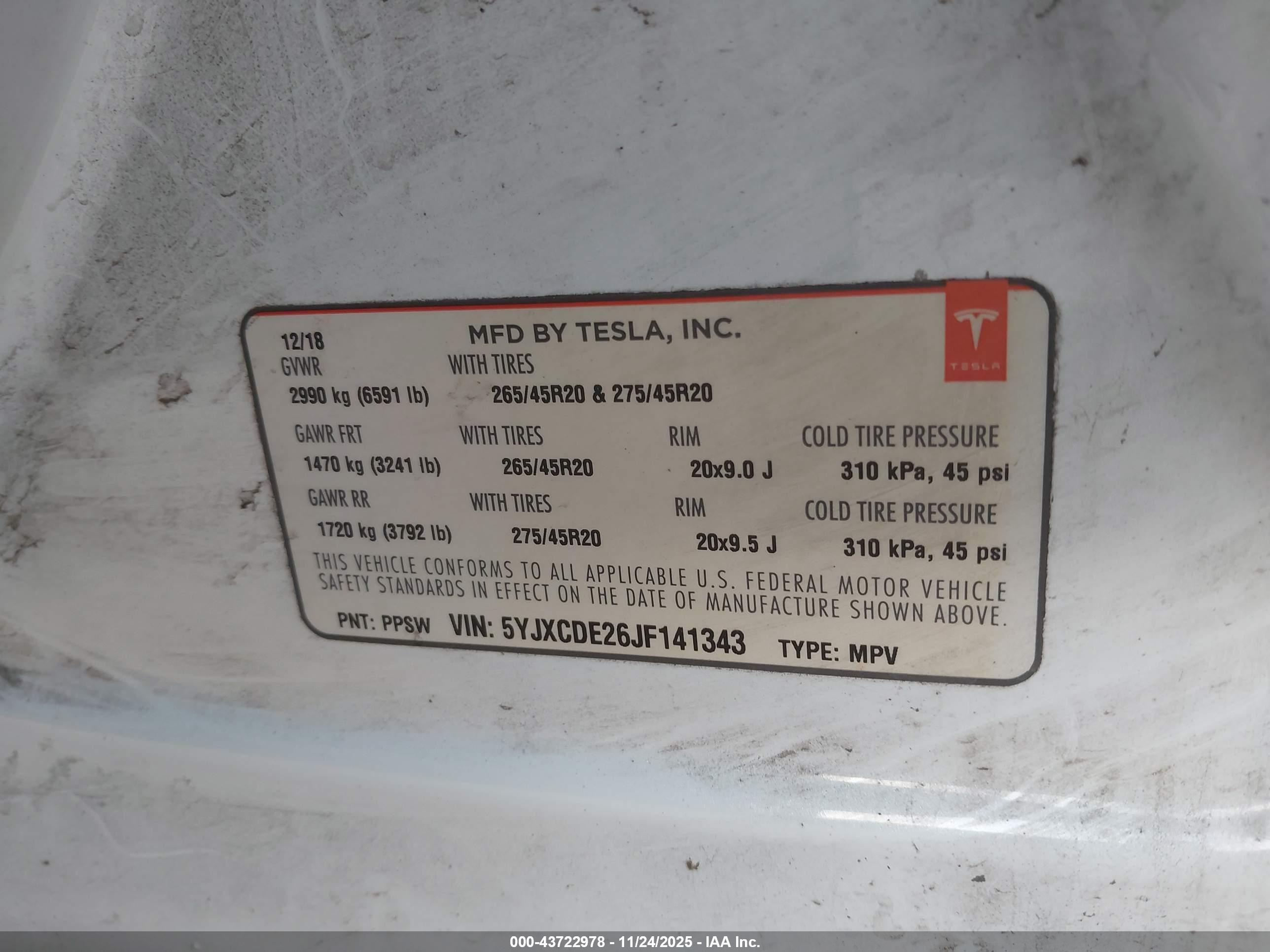 TESLA MODEL image 9