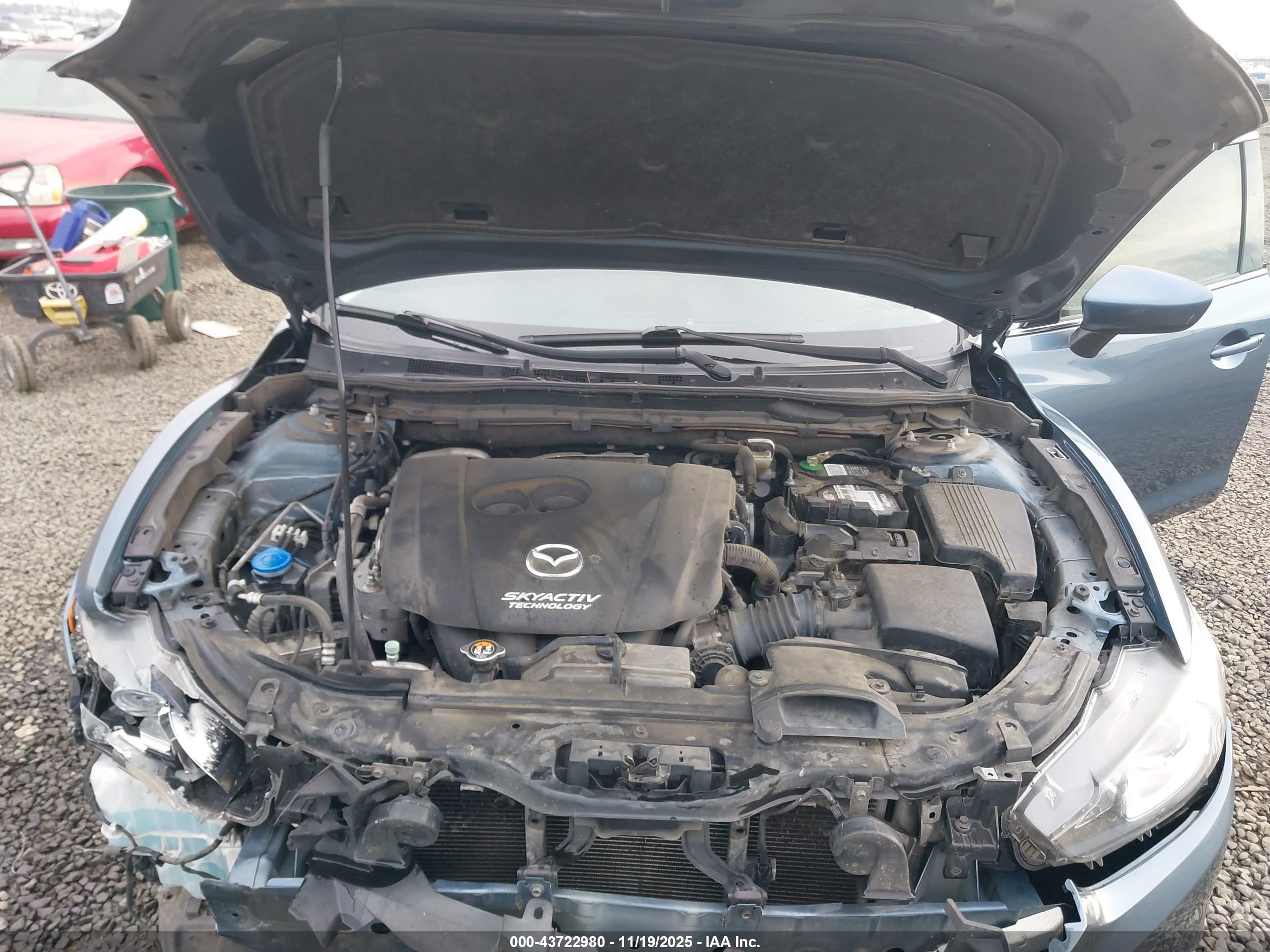 MAZDA 6 image 10