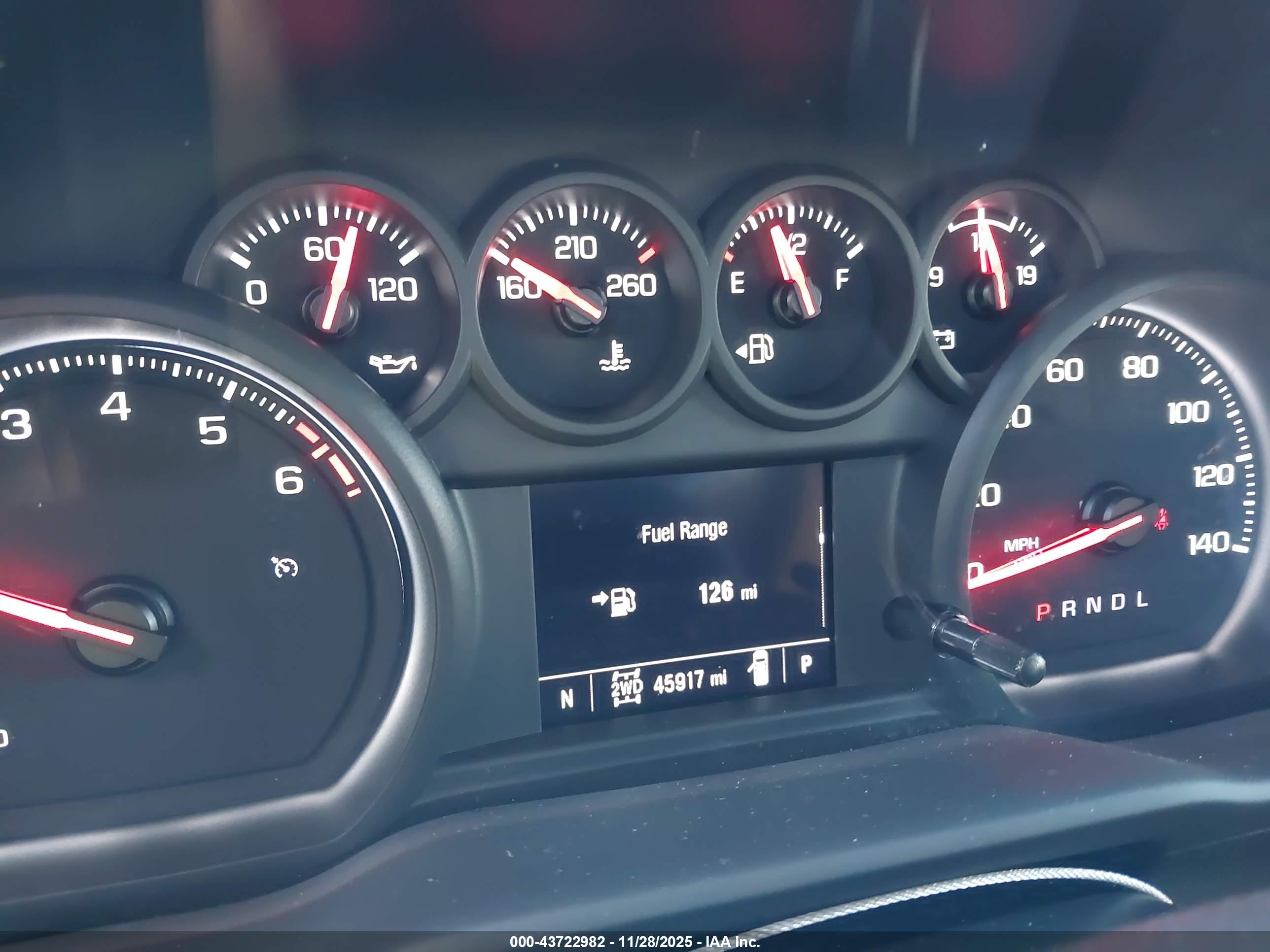 CHEVROLET SILVERADO image 7