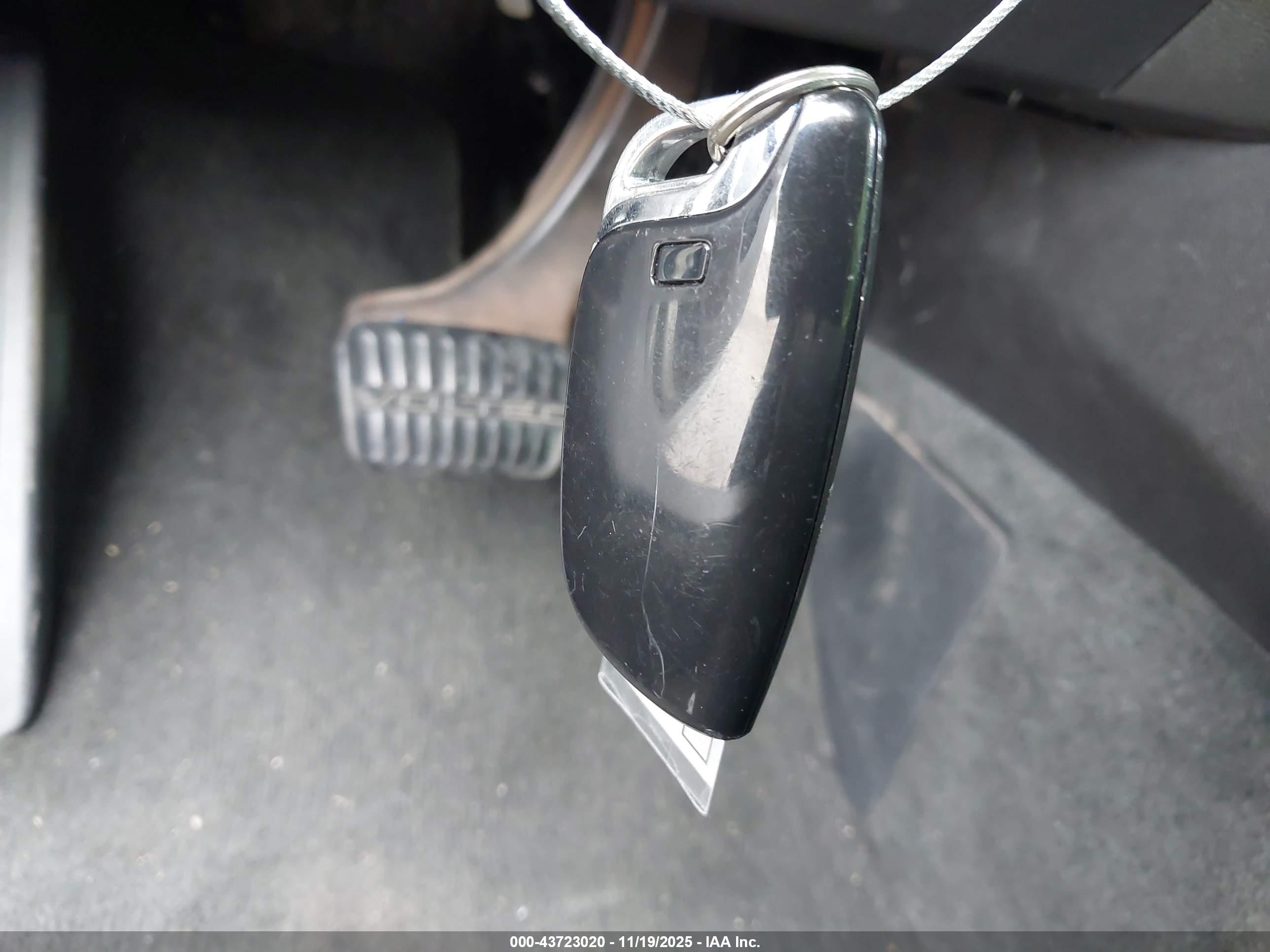 CHEVROLET VOLT image 11