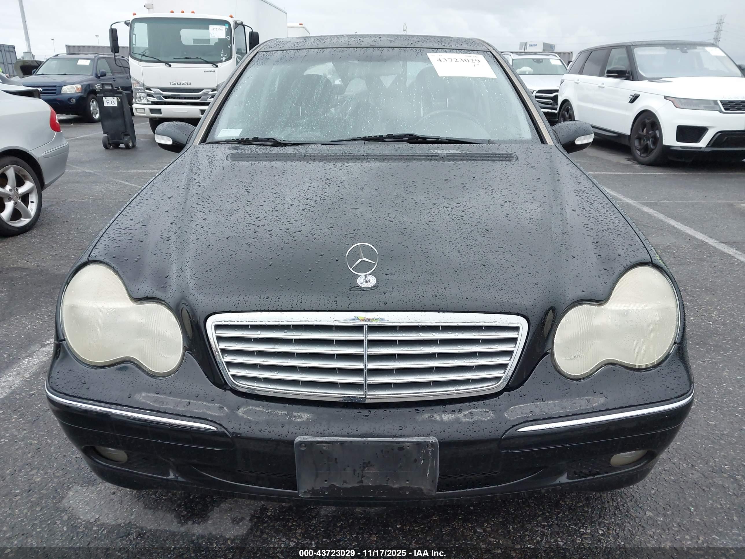 MERCEDES-BENZ C image 6