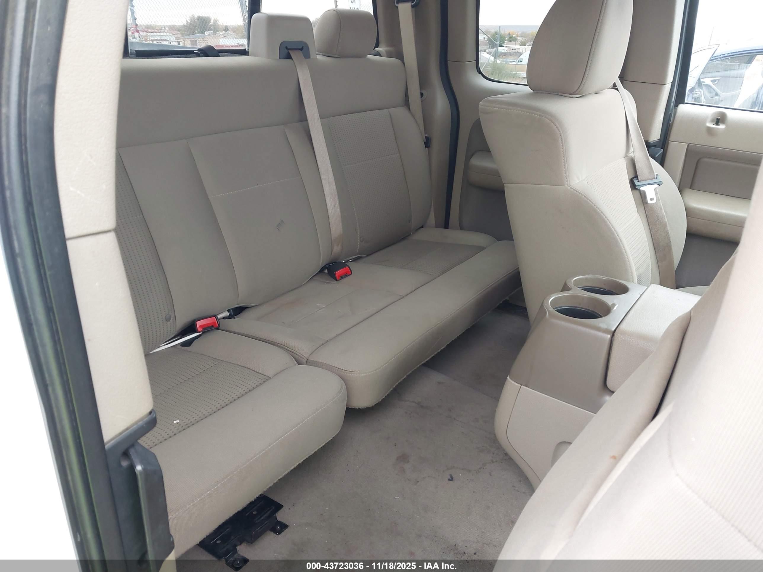 FORD F-150 image 8
