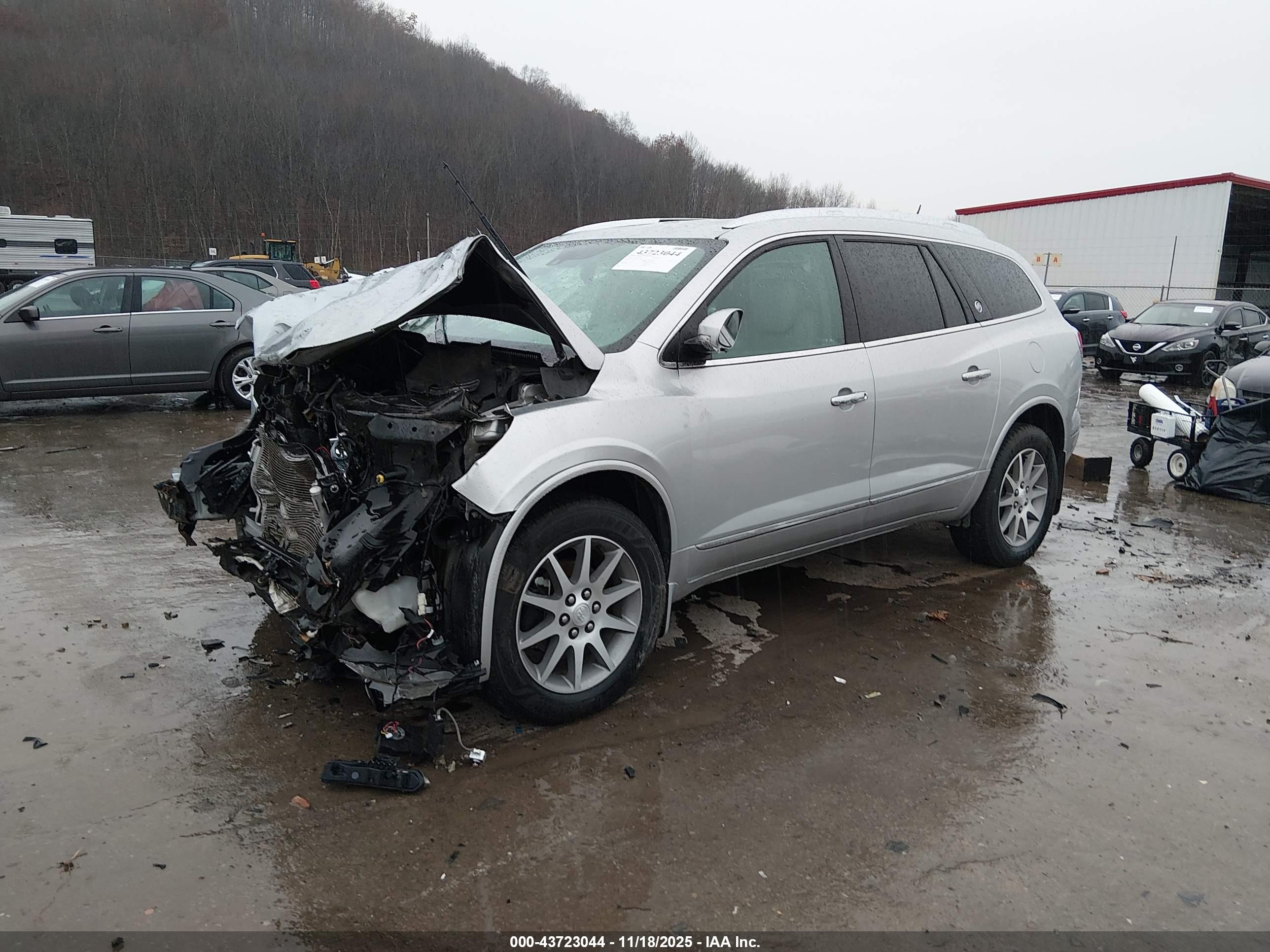 BUICK ENCLAVE image 2