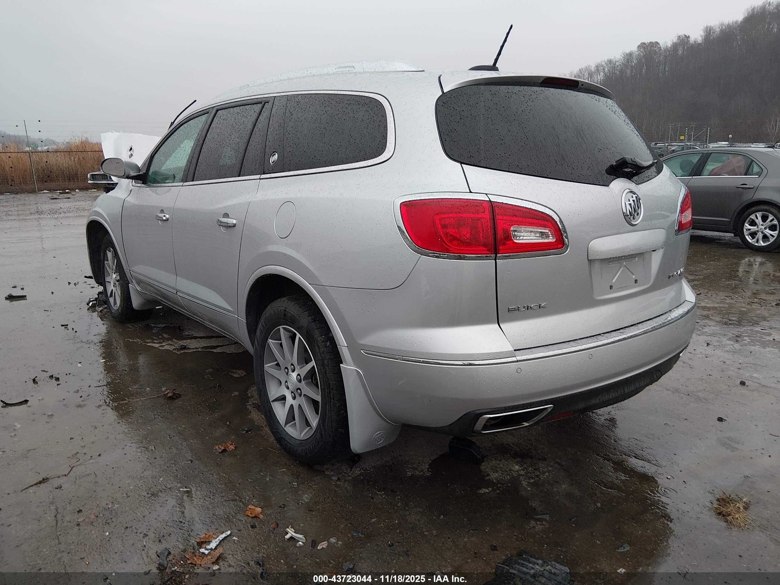 BUICK ENCLAVE image 3