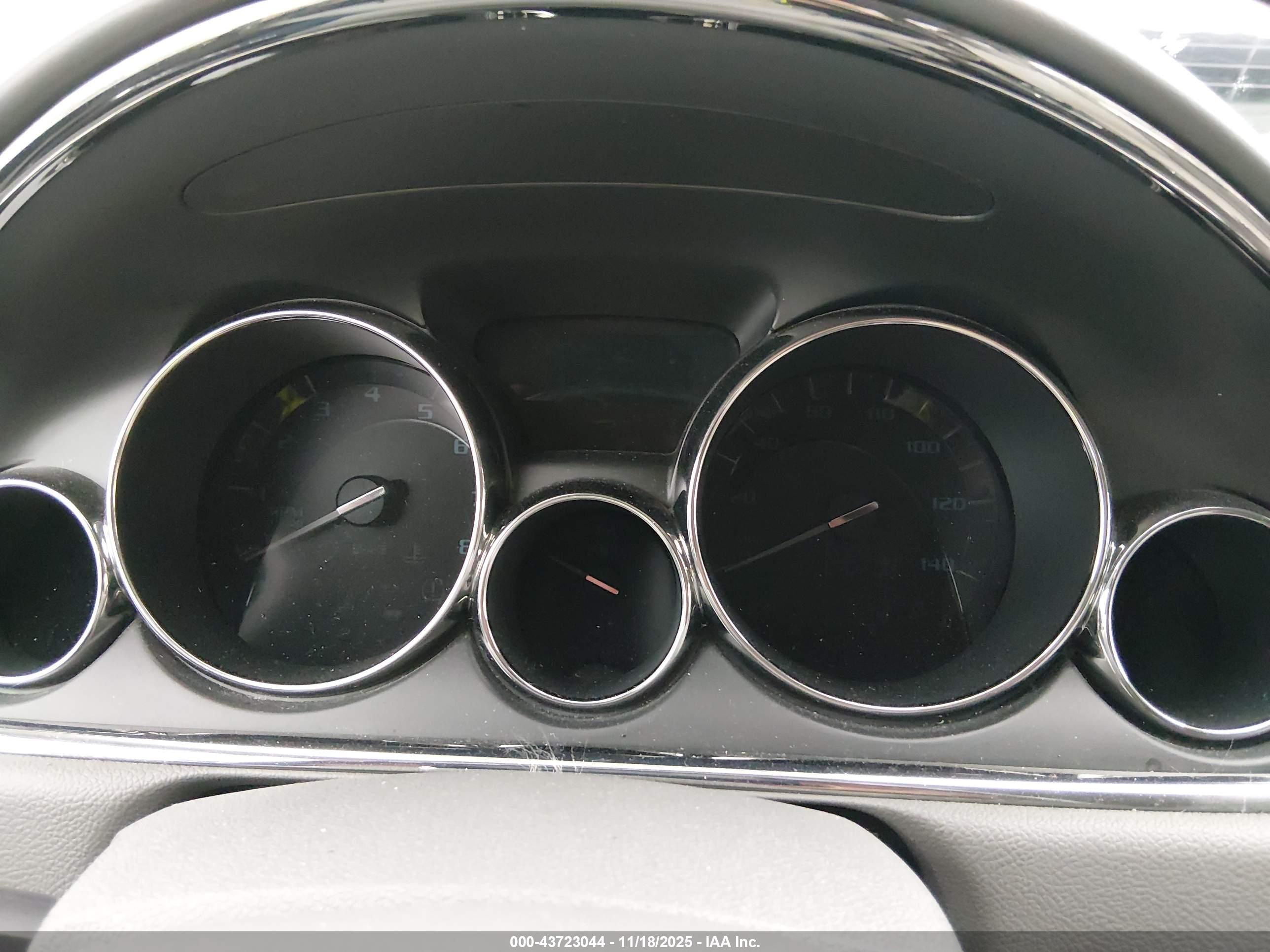 BUICK ENCLAVE image 7