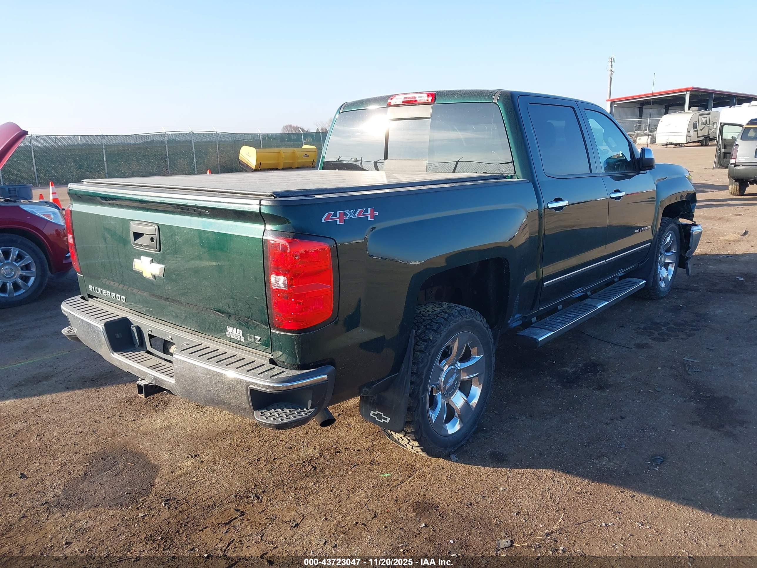 CHEVROLET SILVERADO image 4
