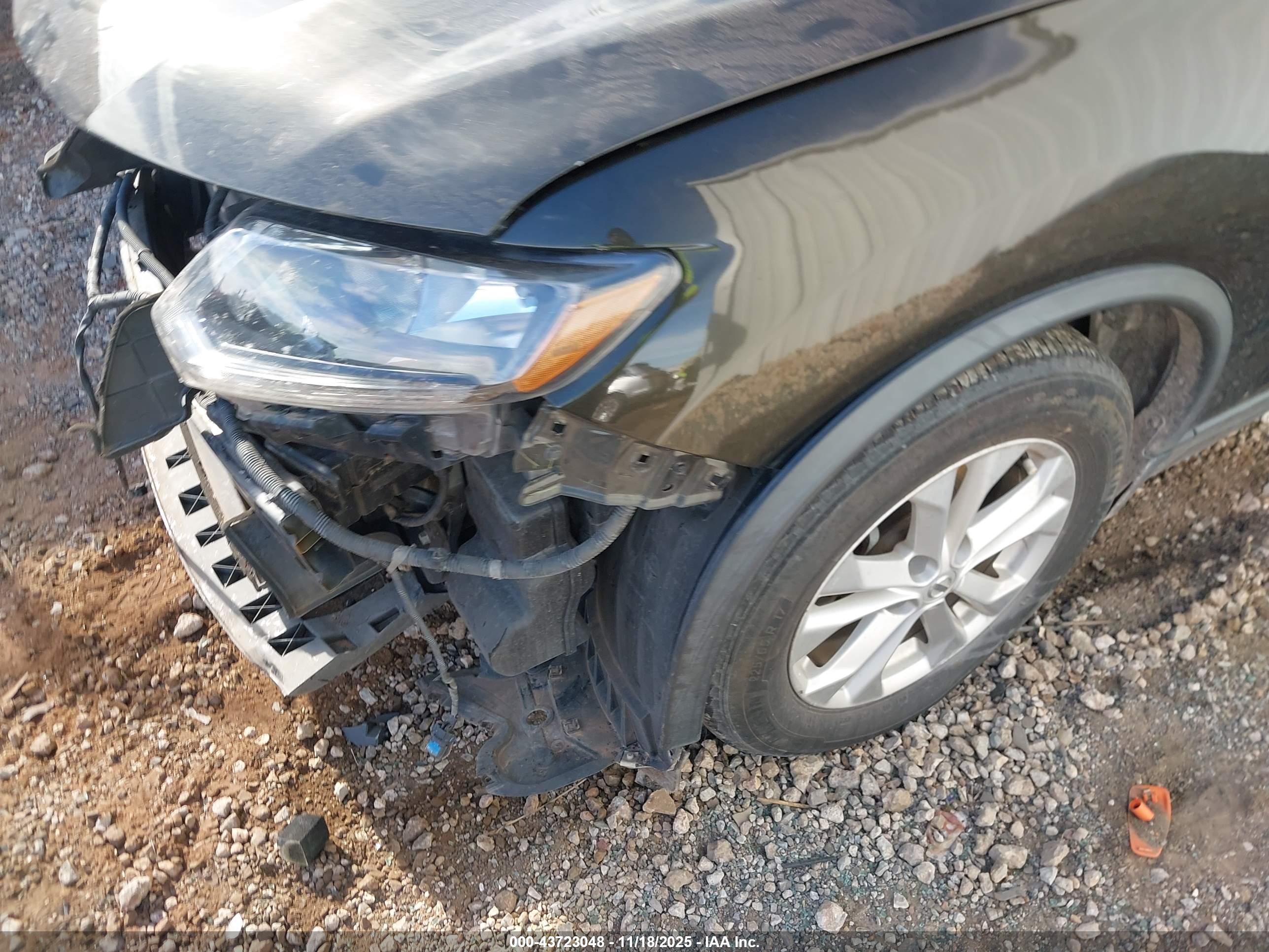 NISSAN ROGUE image 6
