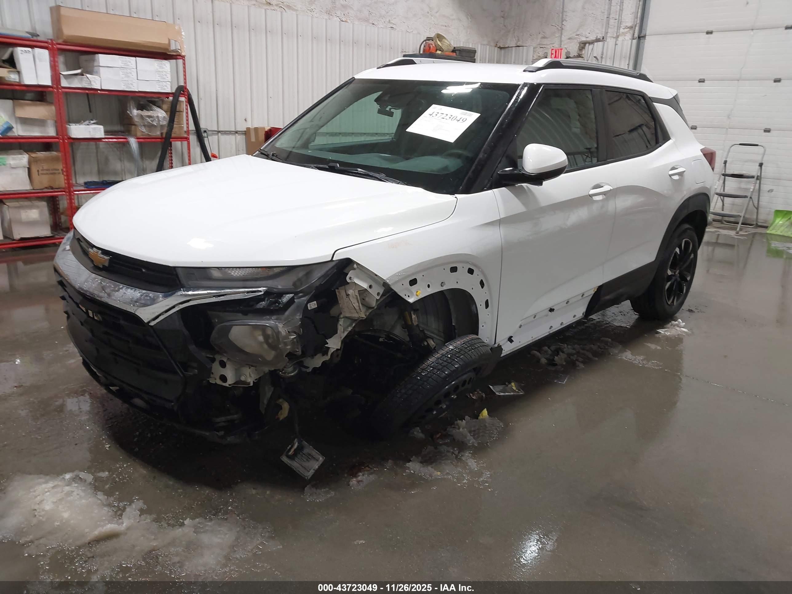 CHEVROLET TRAILBLAZER image 2