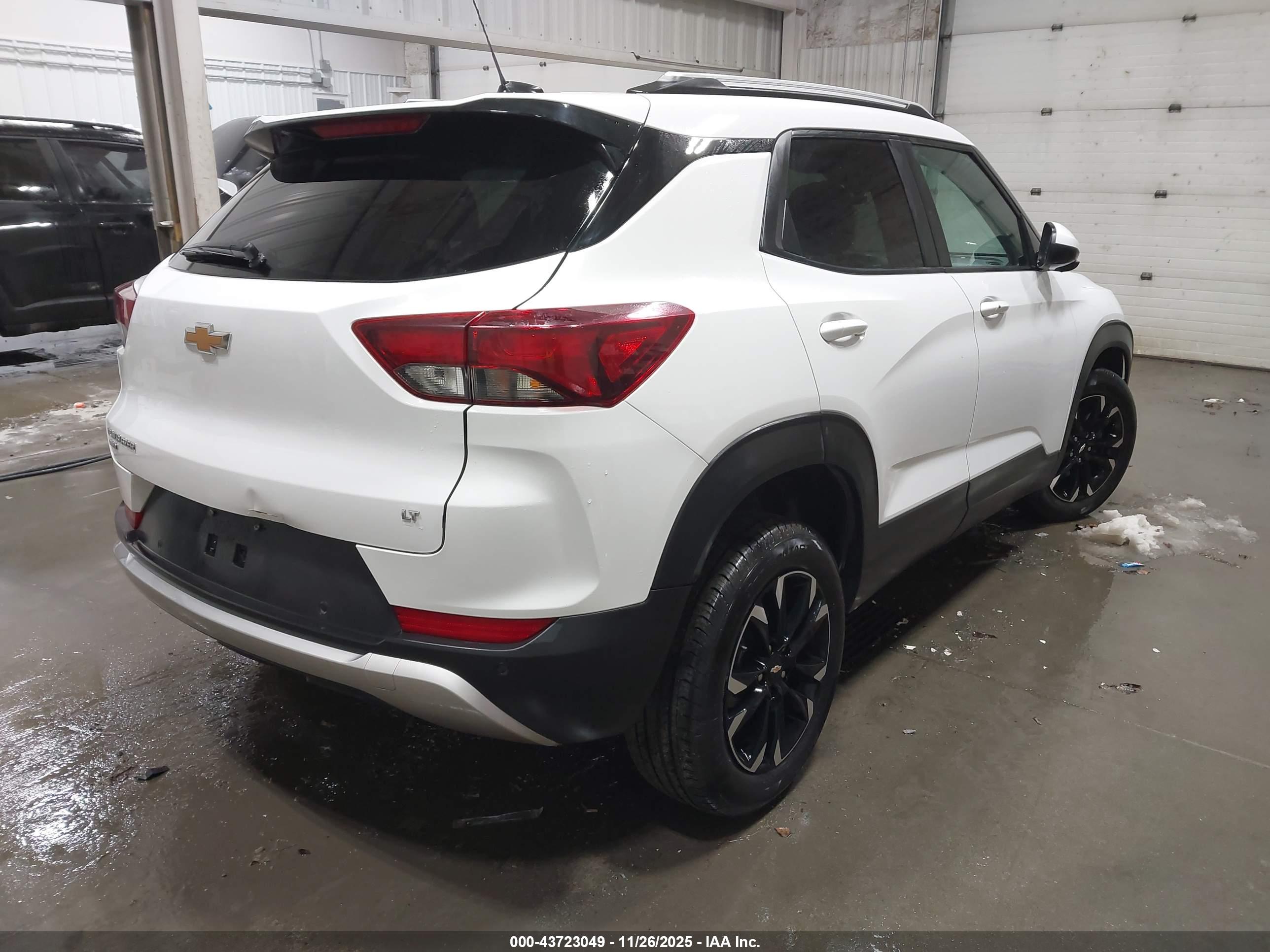 CHEVROLET TRAILBLAZER image 4