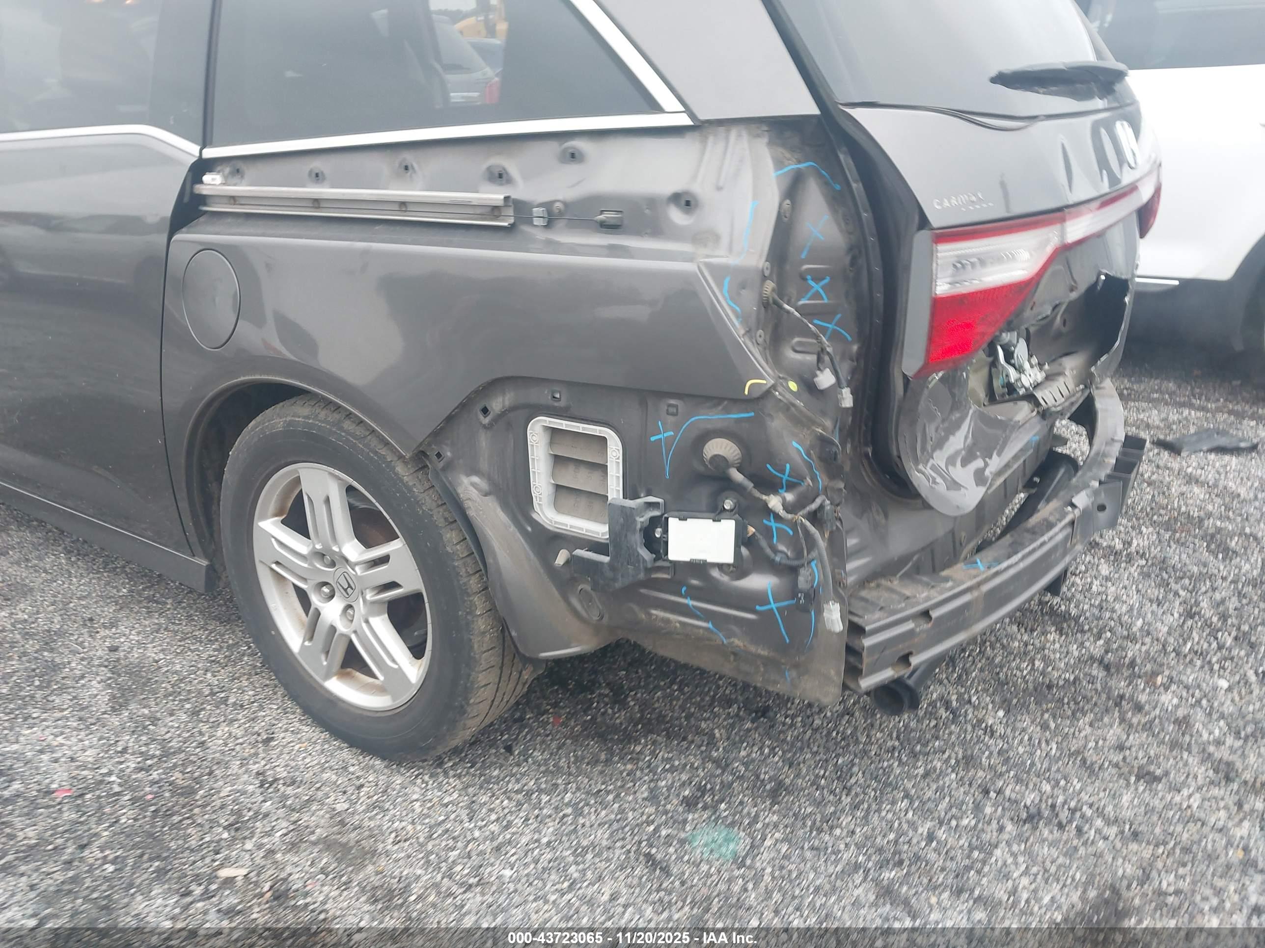 HONDA ODYSSEY image 6