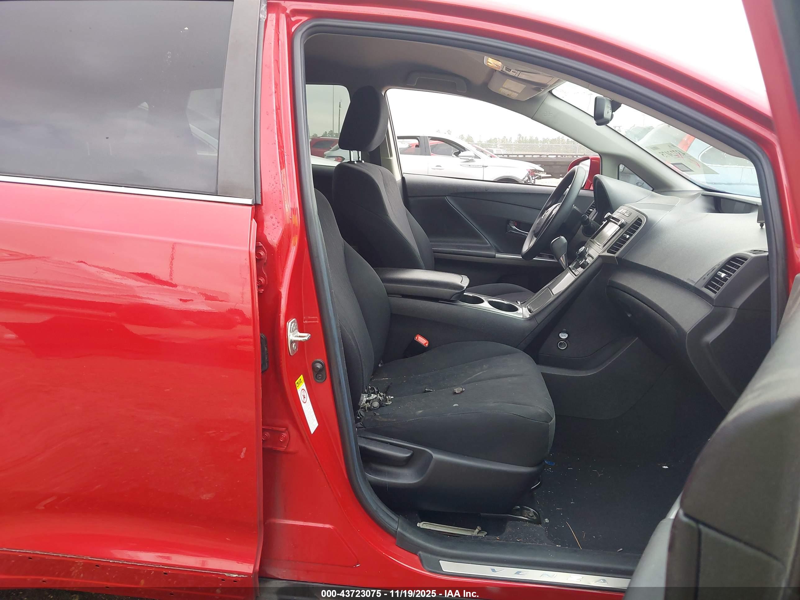TOYOTA VENZA image 5