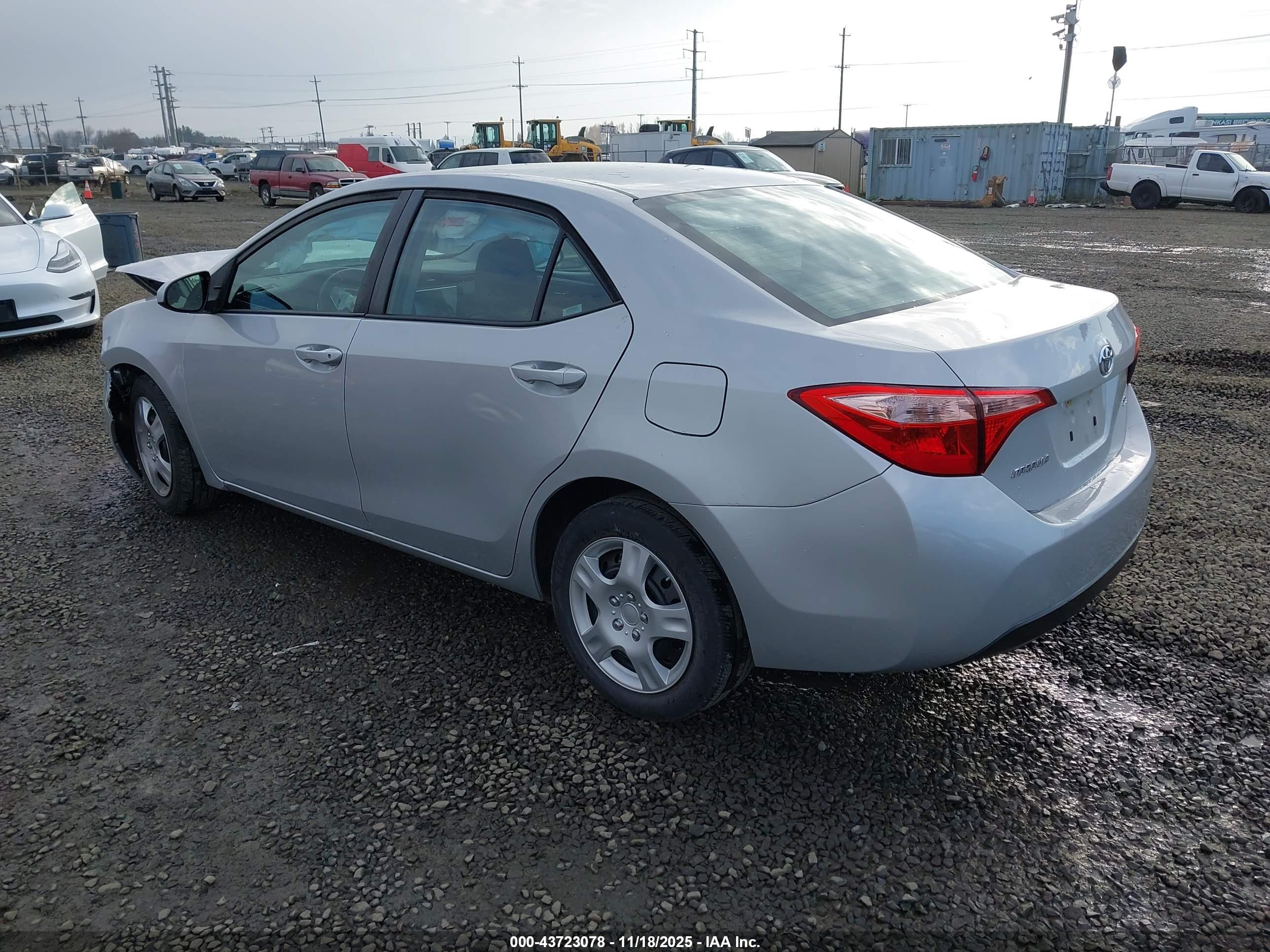 TOYOTA COROLLA image 3