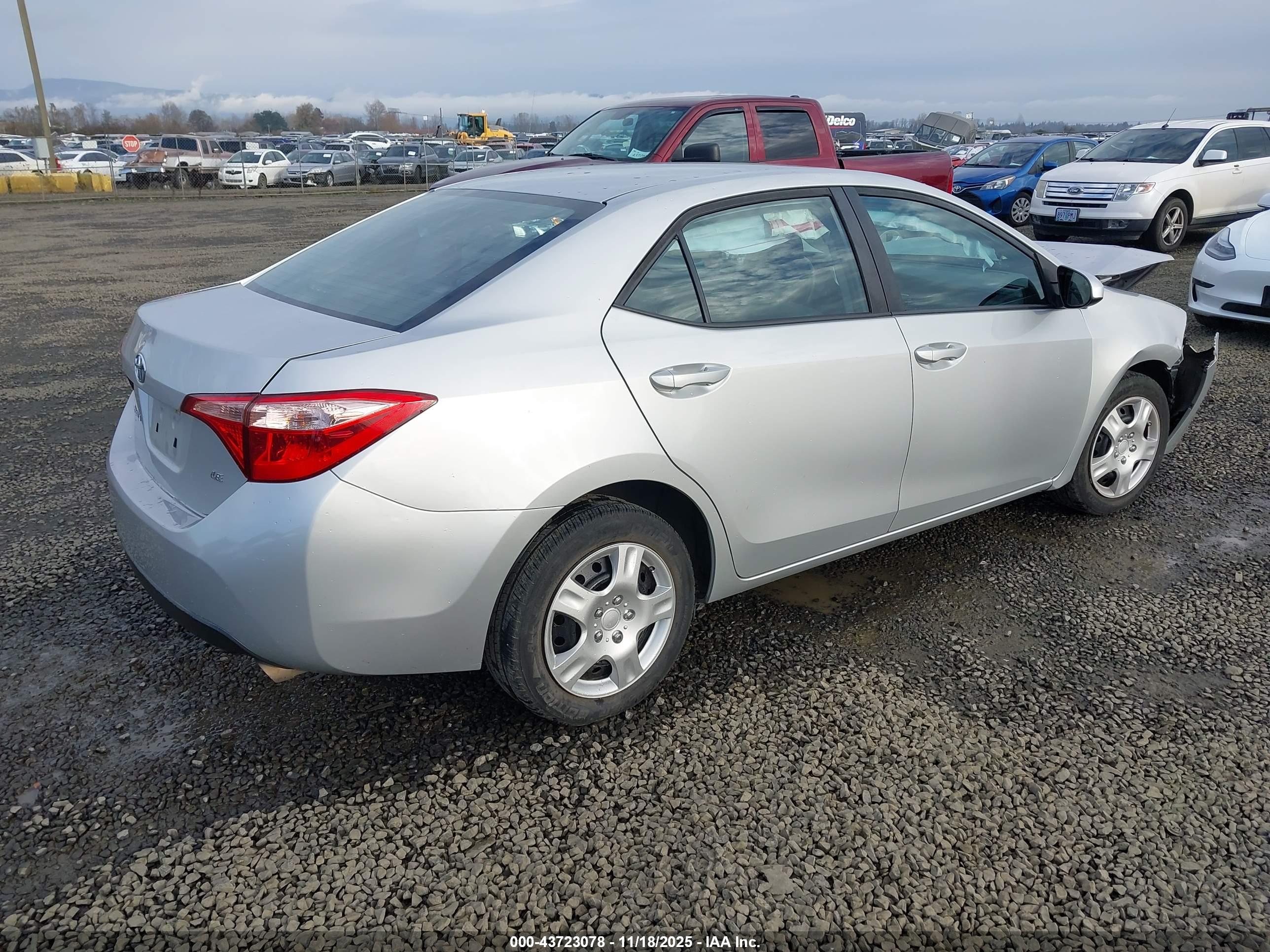 TOYOTA COROLLA image 4