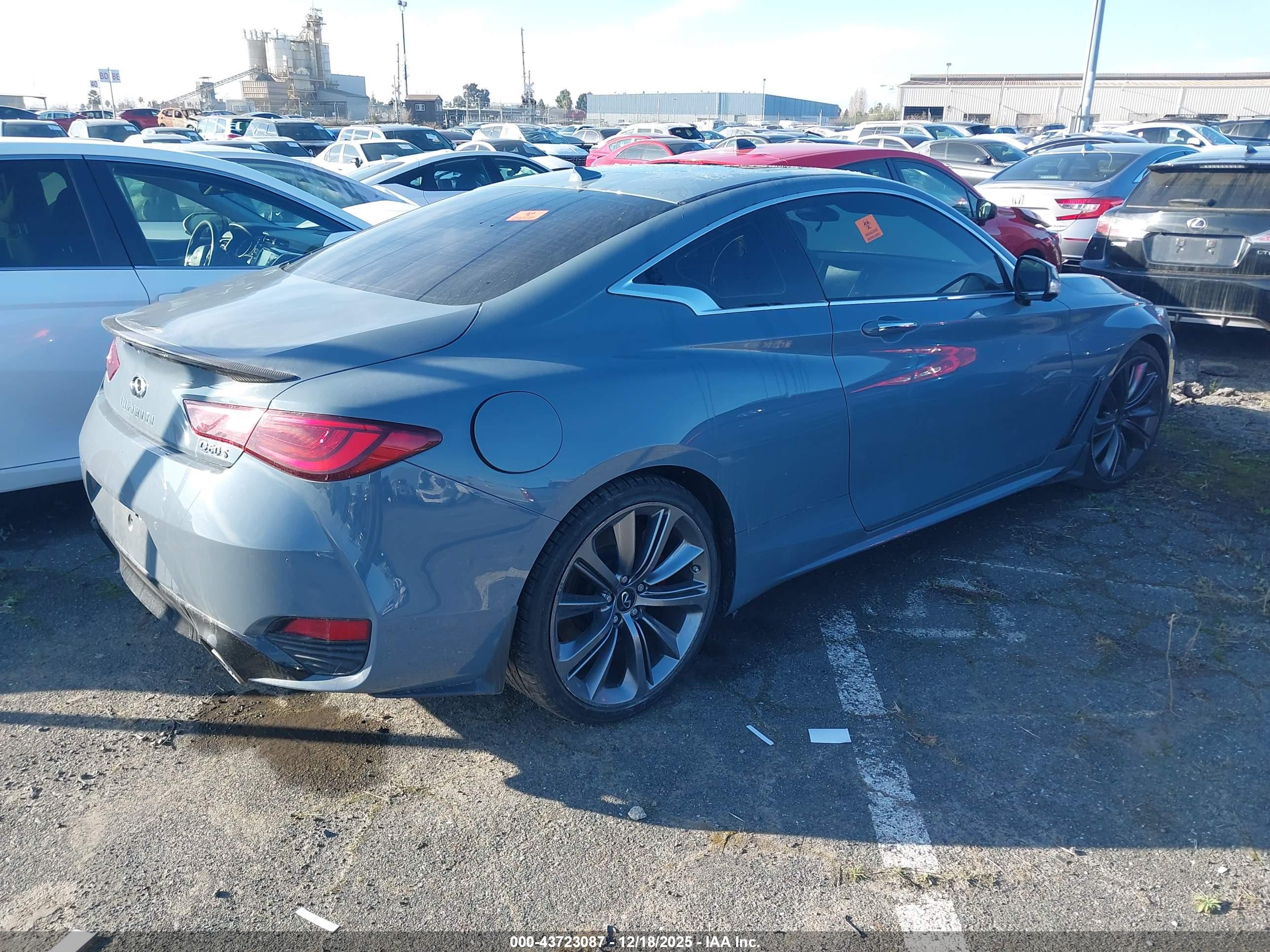 INFINITI Q60 image 4