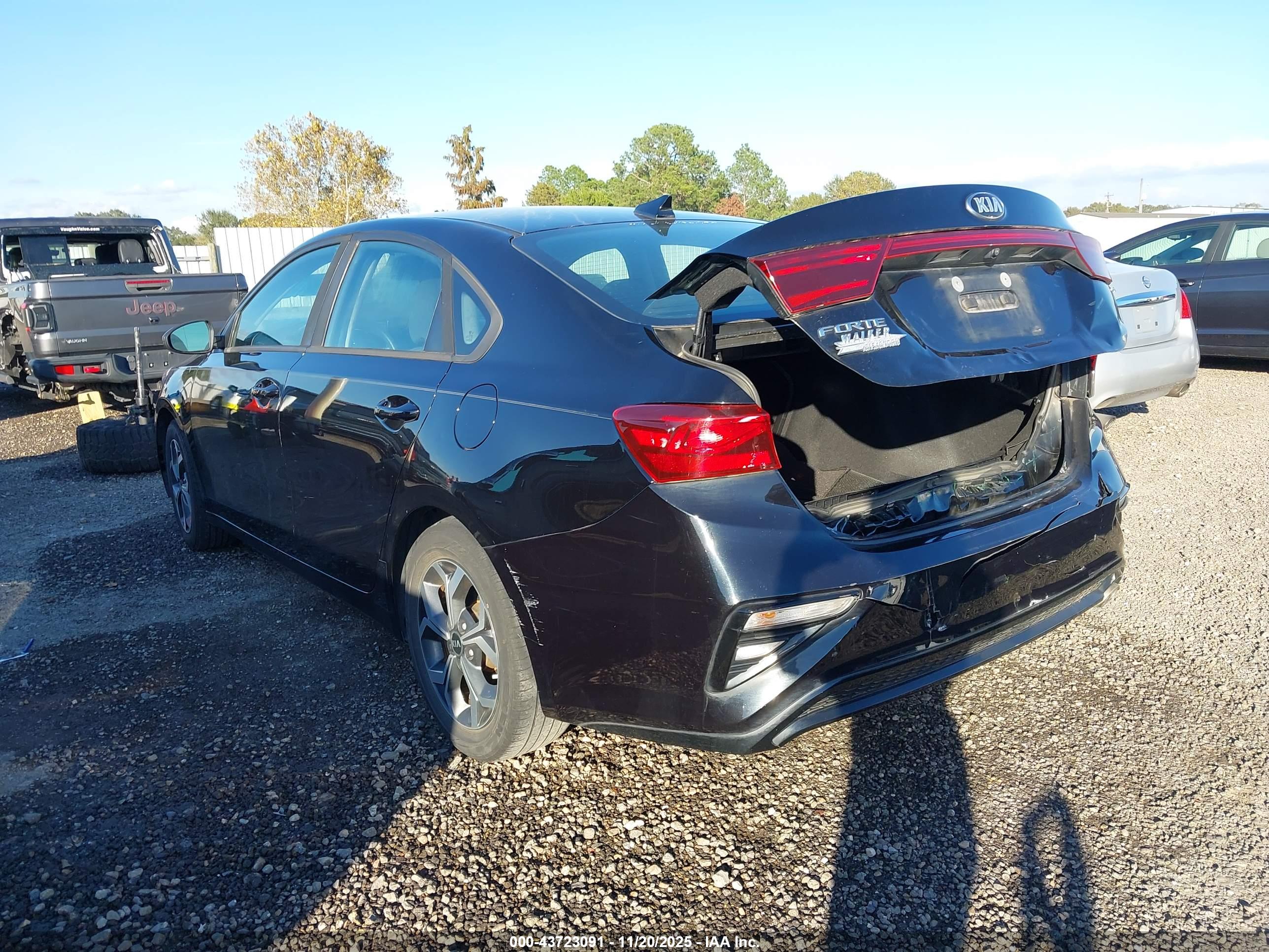 KIA FORTE image 3