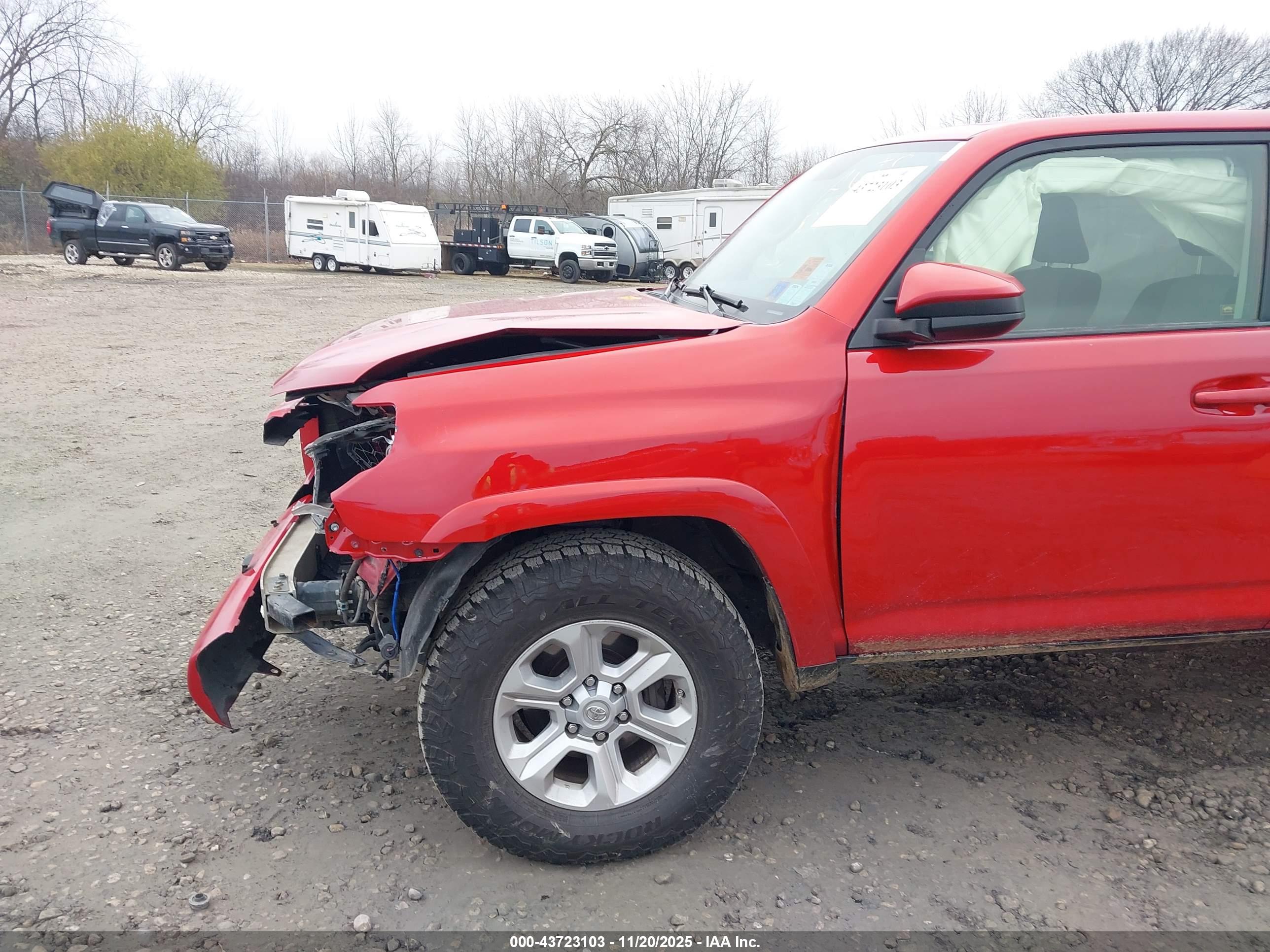 TOYOTA 4RUNNER image 6