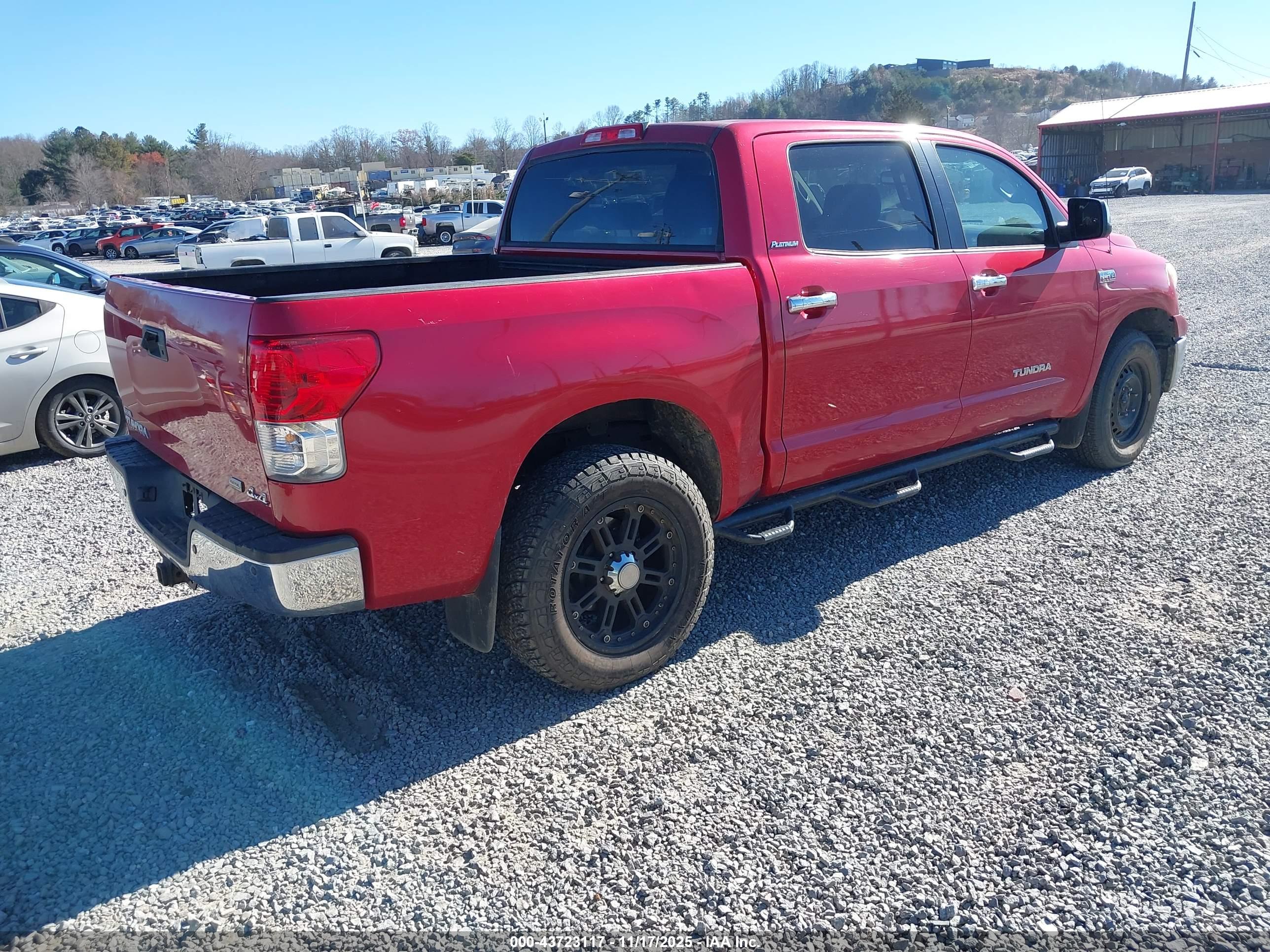 TOYOTA TUNDRA image 4
