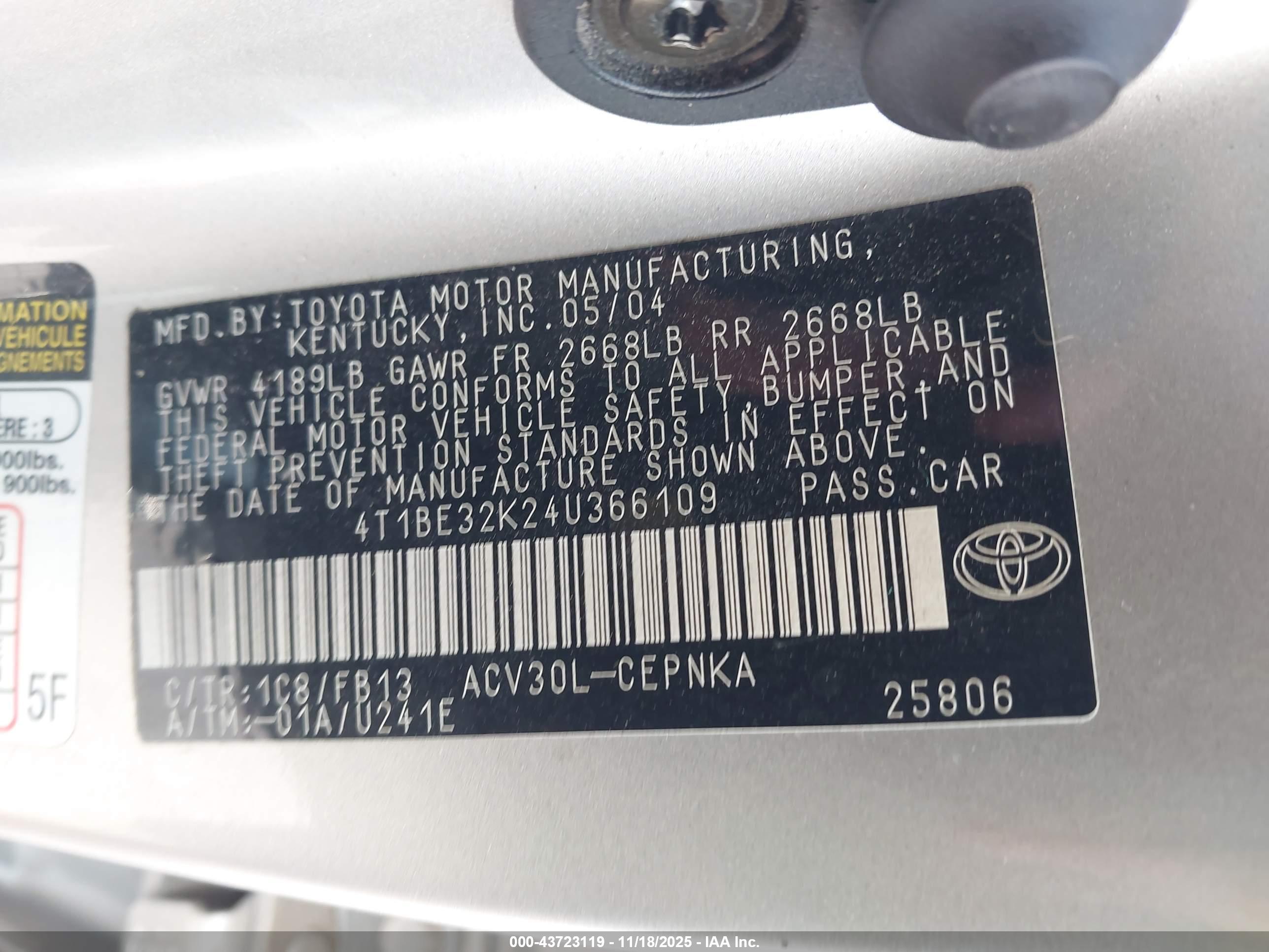 TOYOTA CAMRY image 9