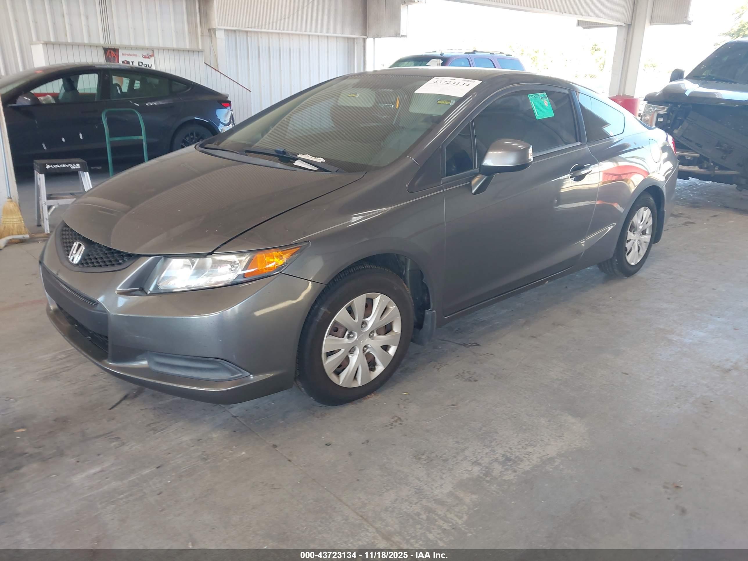 HONDA CIVIC image 2