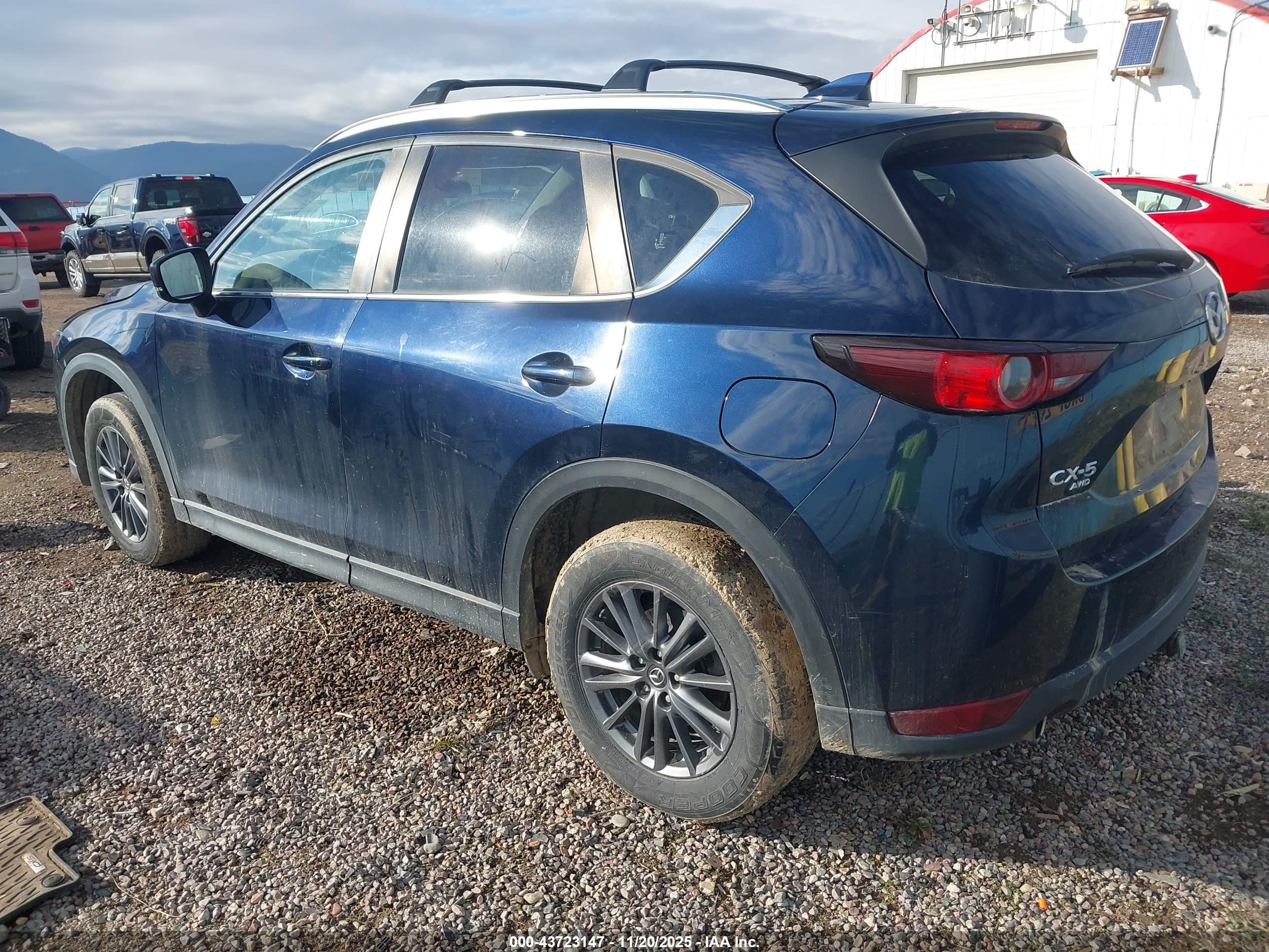 MAZDA CX-5 image 3