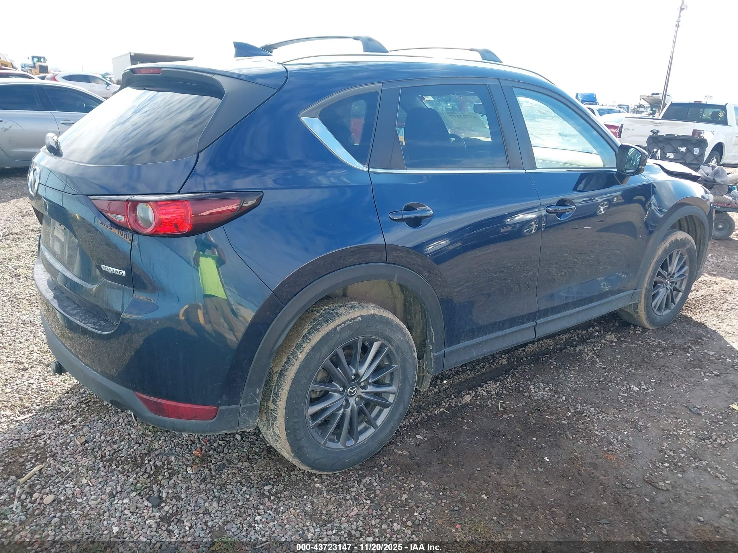 MAZDA CX-5 image 4