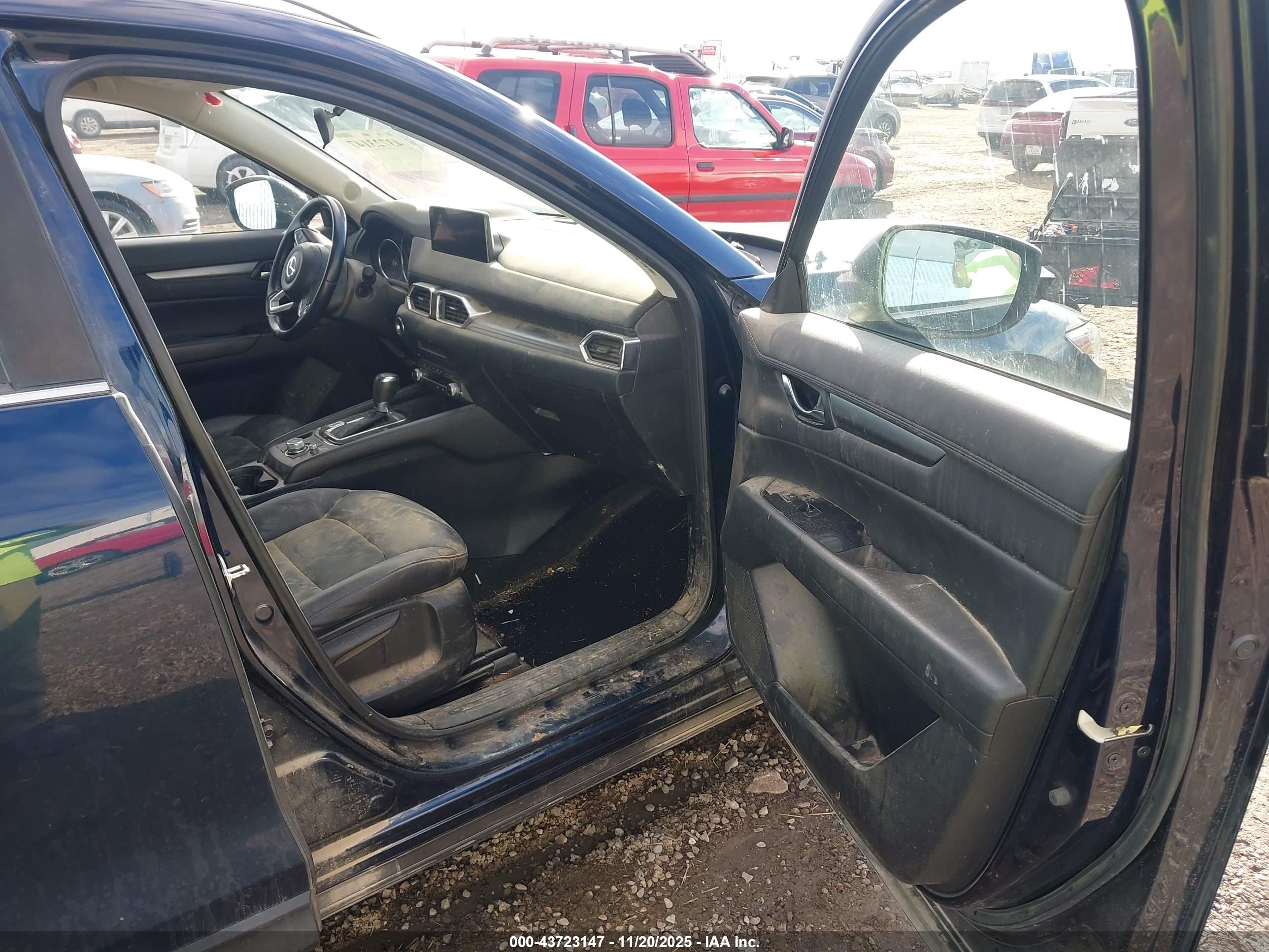 MAZDA CX-5 image 5