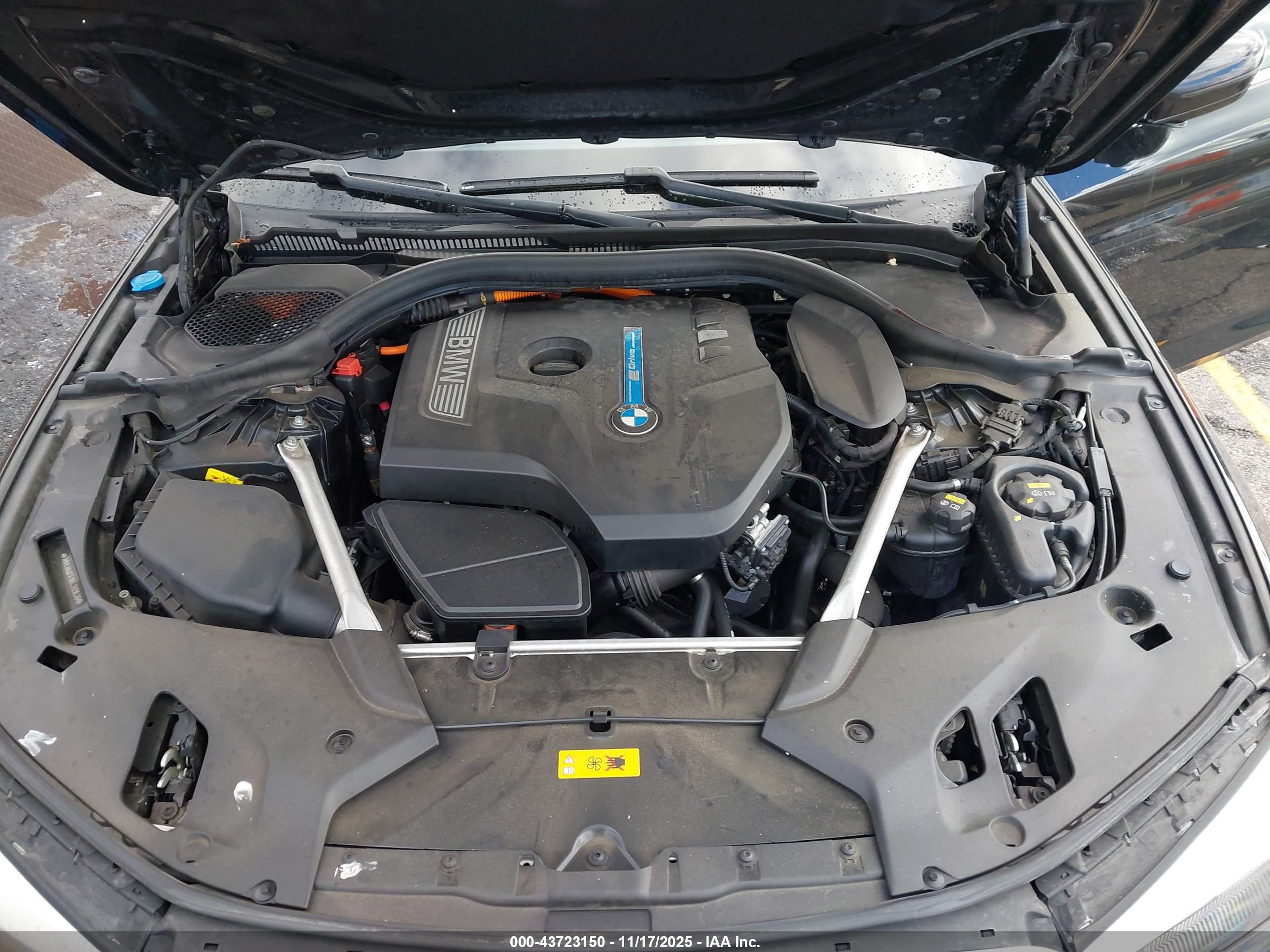 BMW 530E image 10