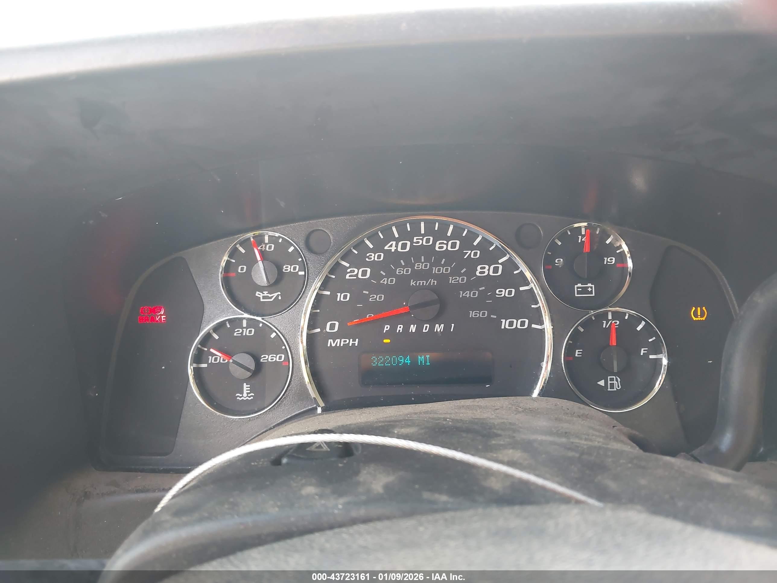 CHEVROLET EXPRESS image 7