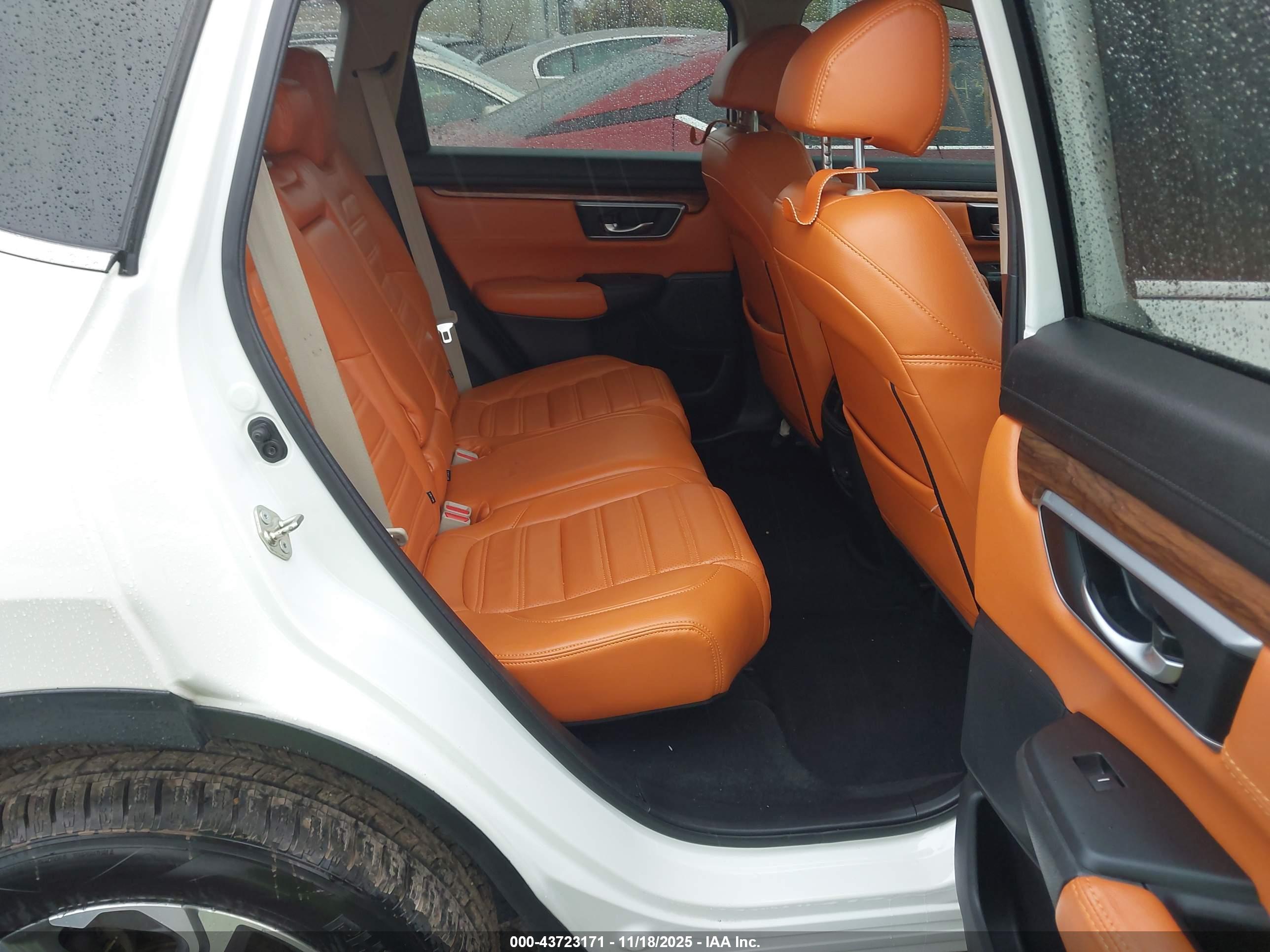 HONDA CR-V image 8