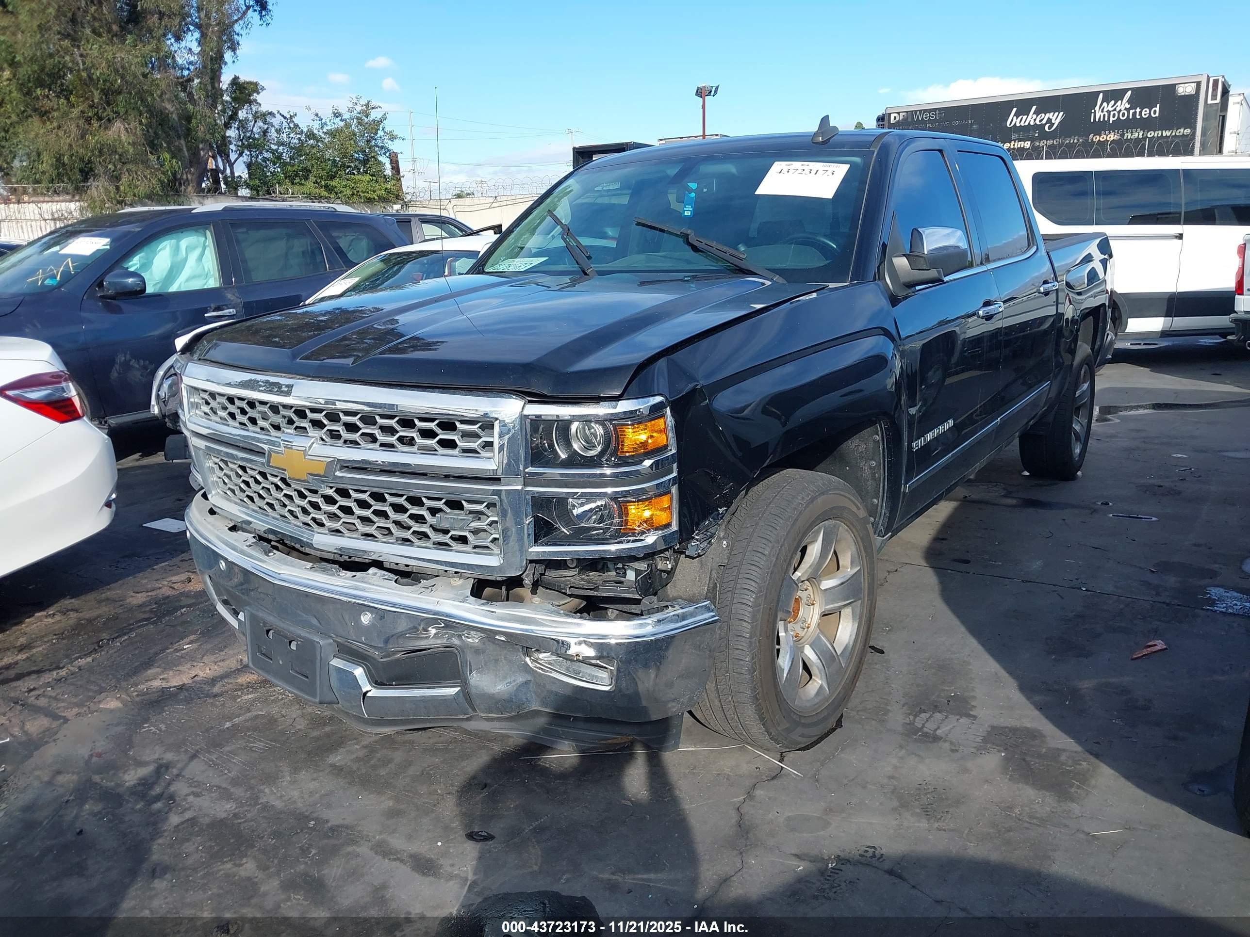 CHEVROLET SILVERADO image 2