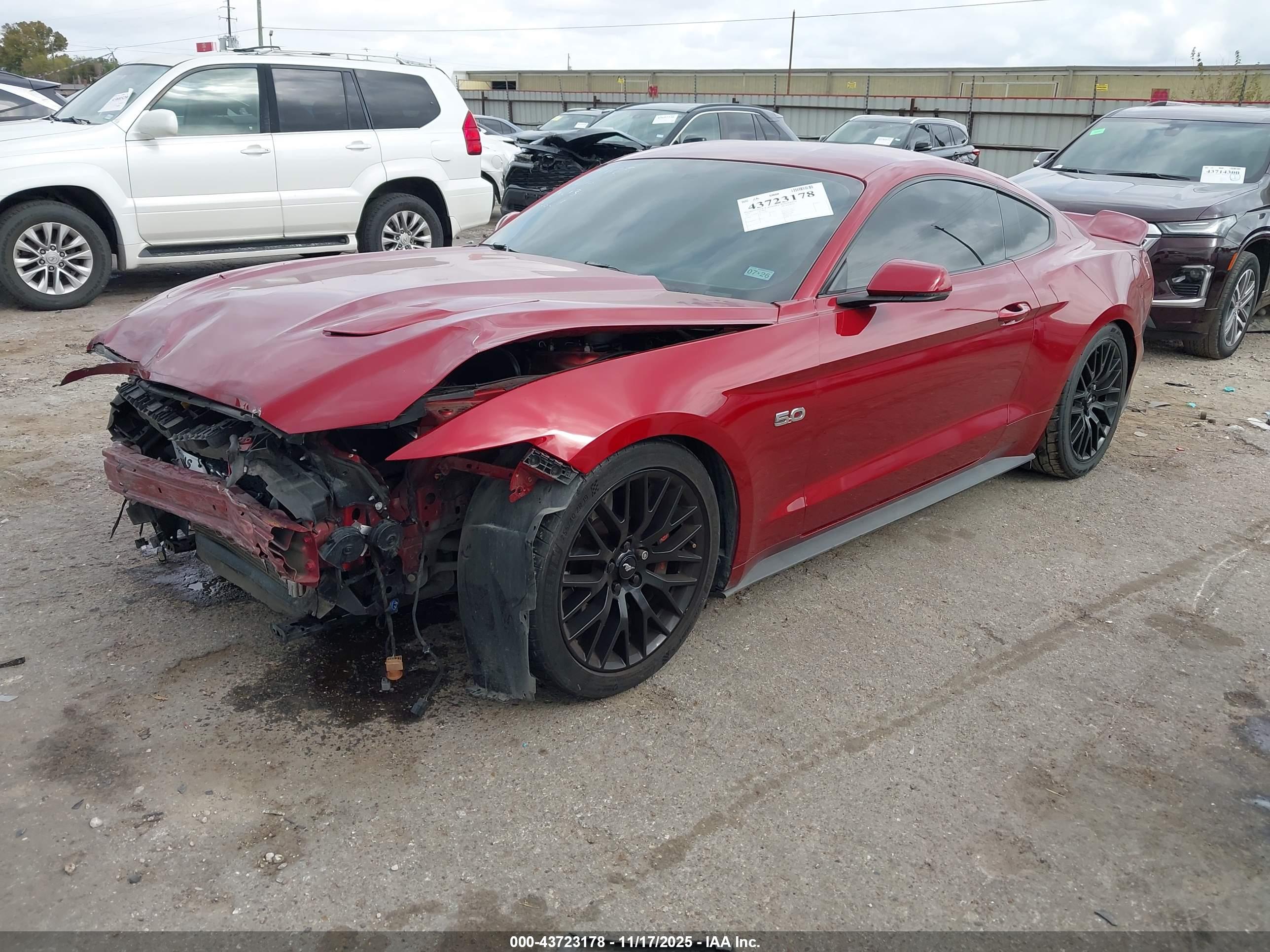 FORD MUSTANG image 2
