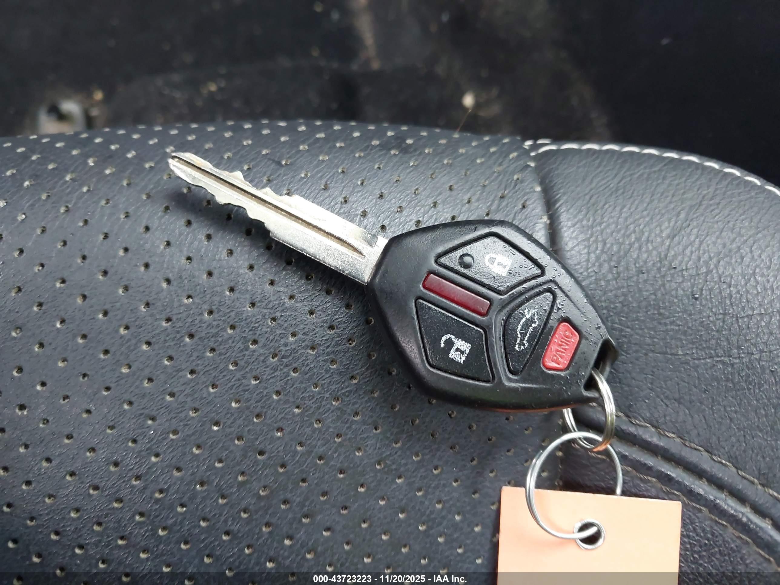 MITSUBISHI LANCER image 11