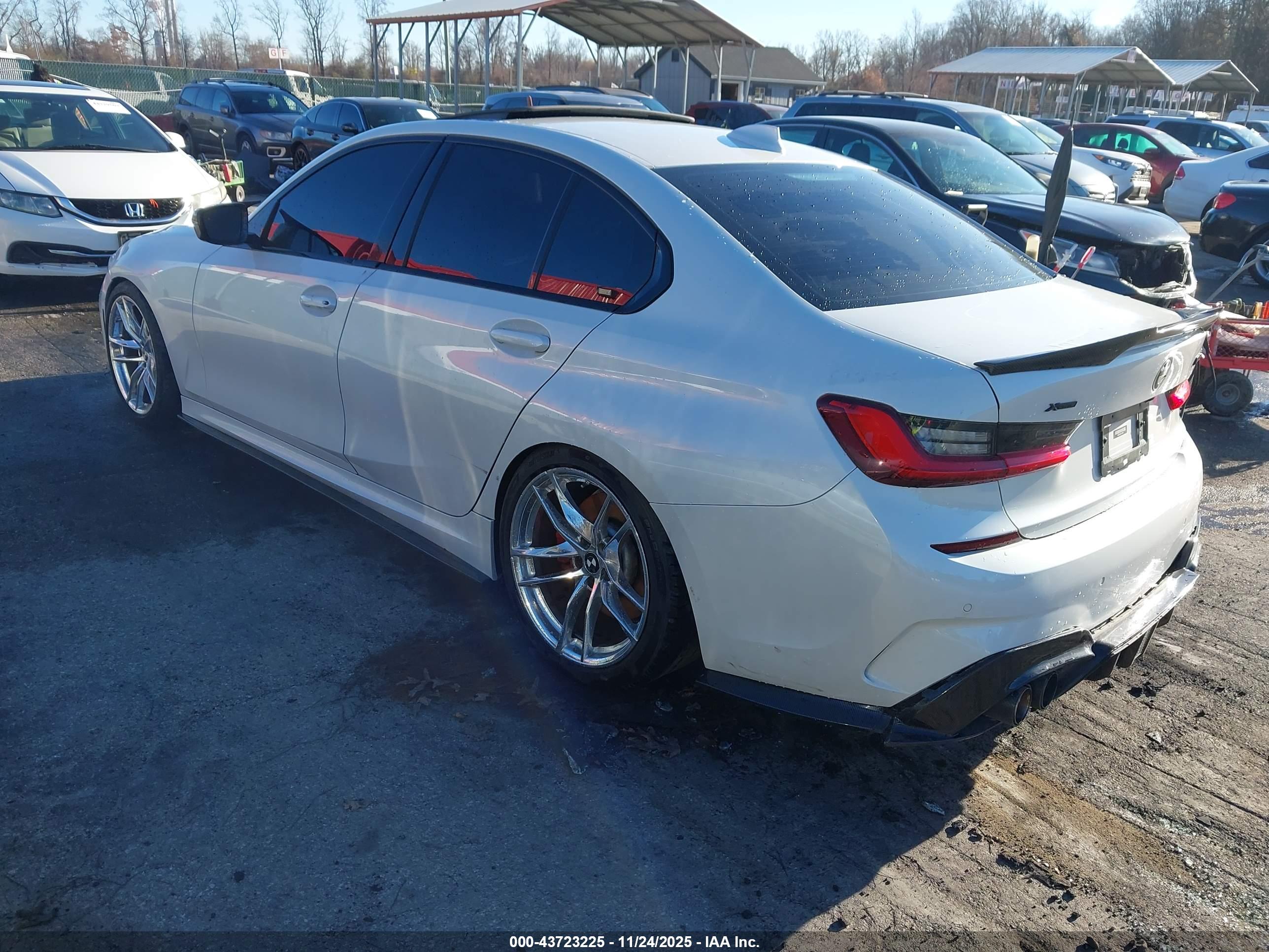 BMW 3 image 3