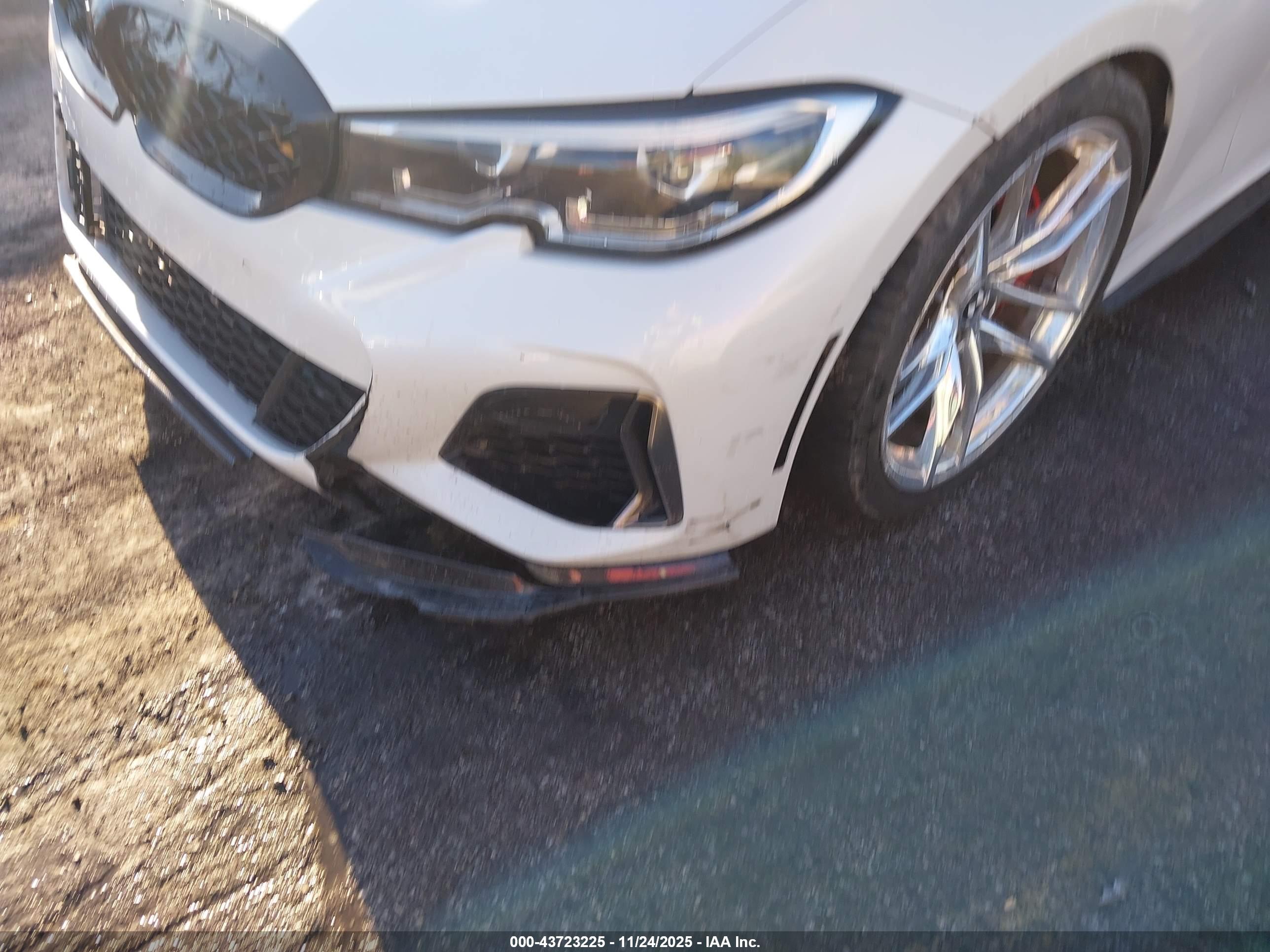 BMW 3 image 6