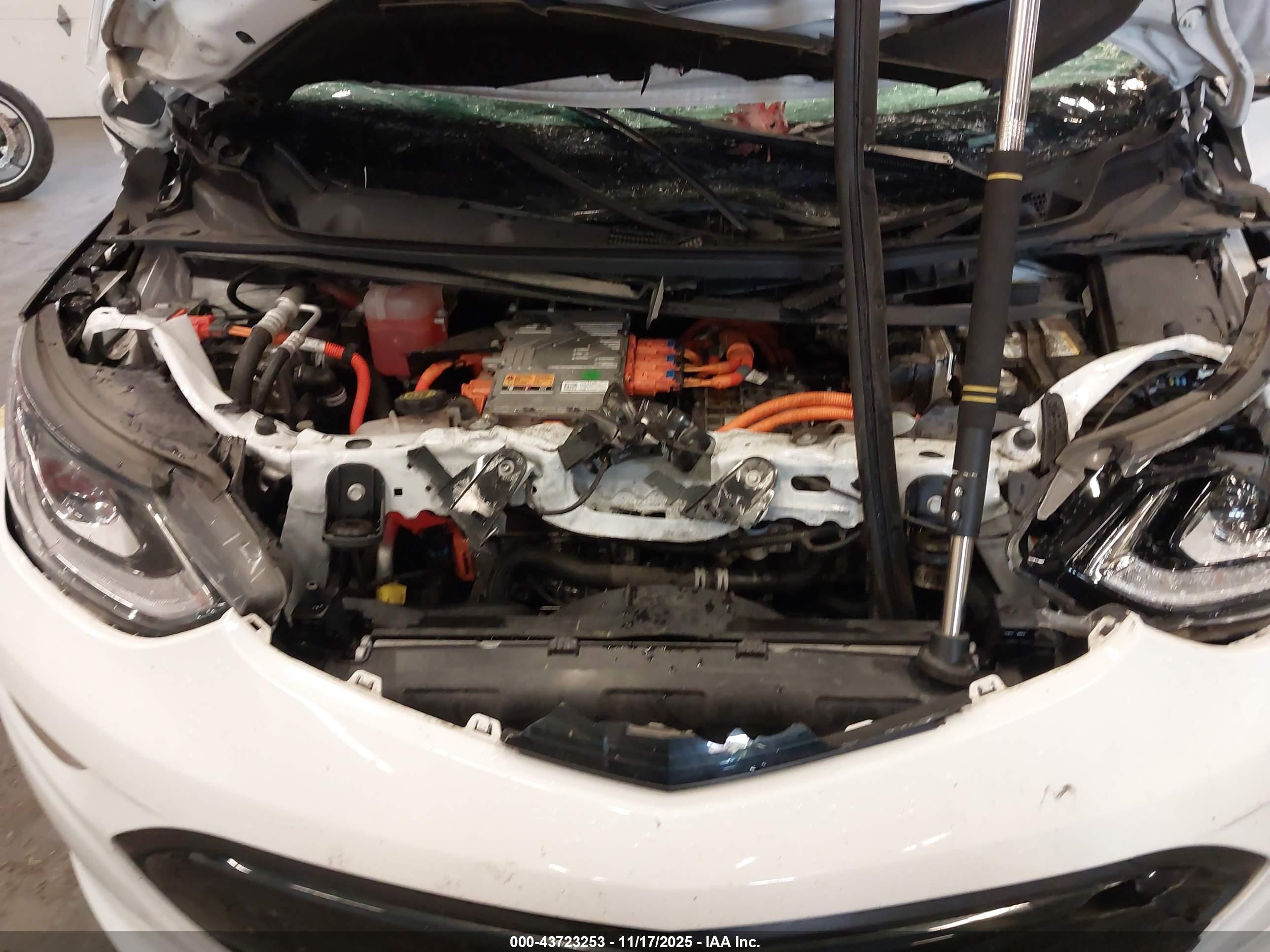 CHEVROLET BOLT image 10