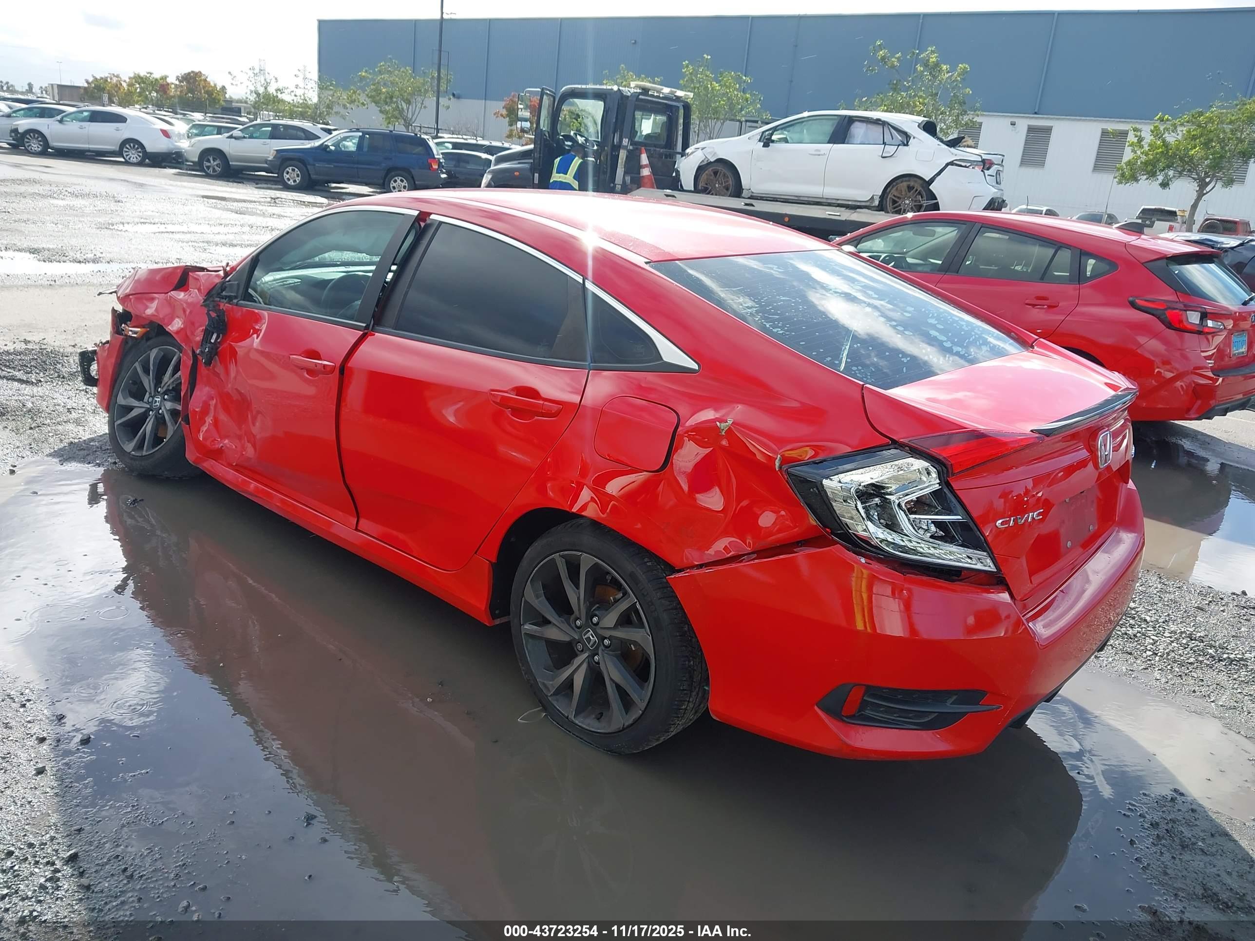 HONDA CIVIC image 3