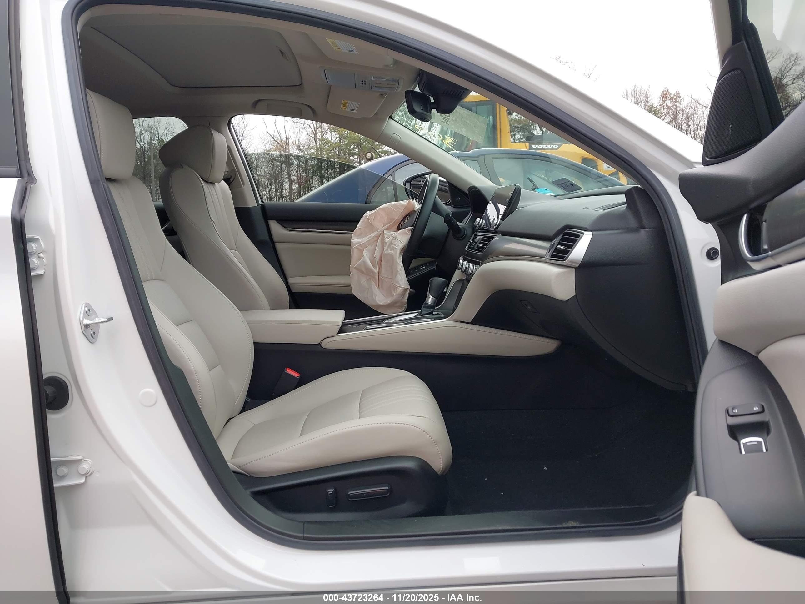 HONDA ACCORD image 5