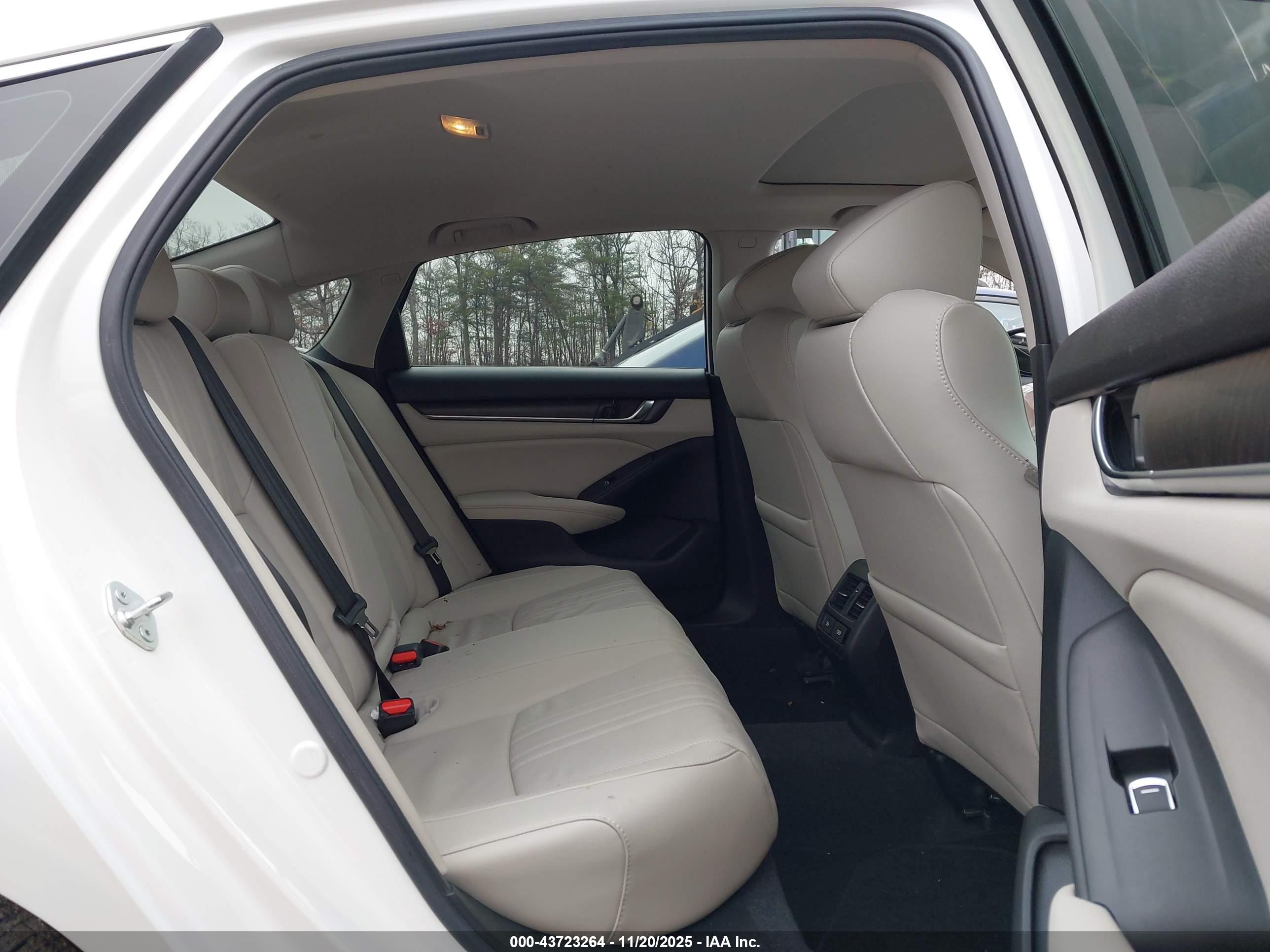 HONDA ACCORD image 8