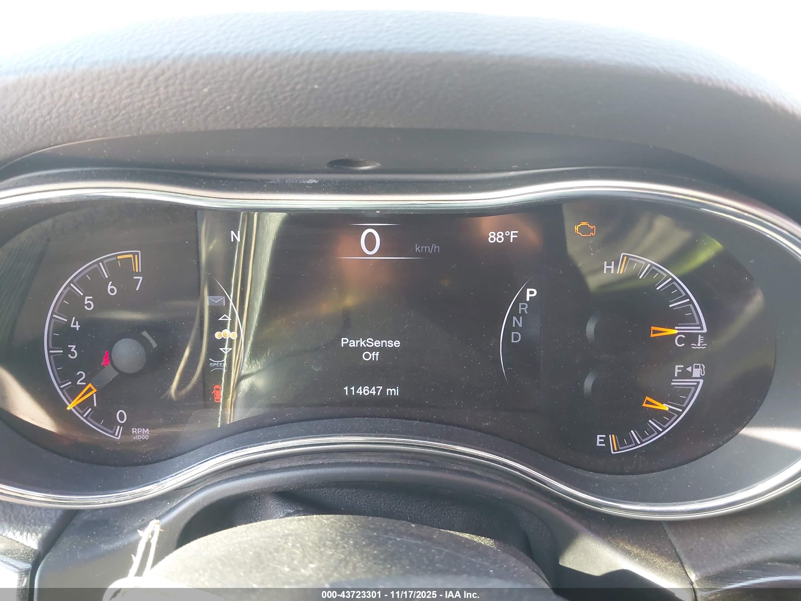 JEEP GRAND image 7