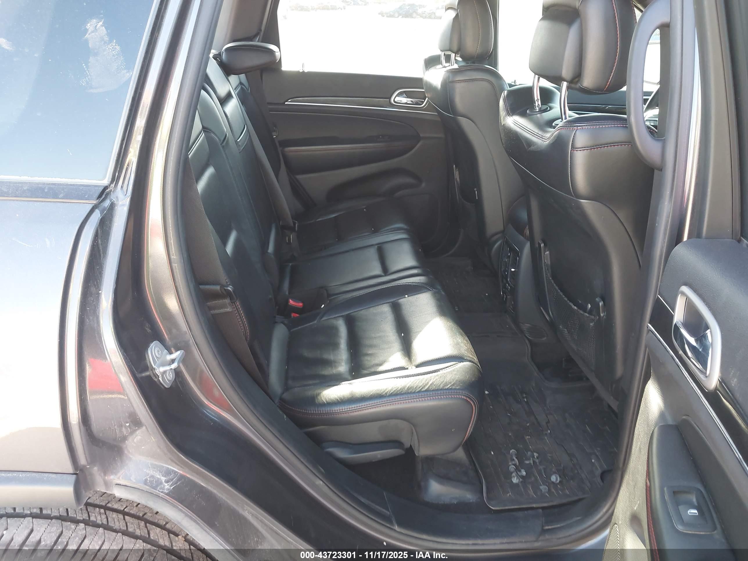 JEEP GRAND image 8