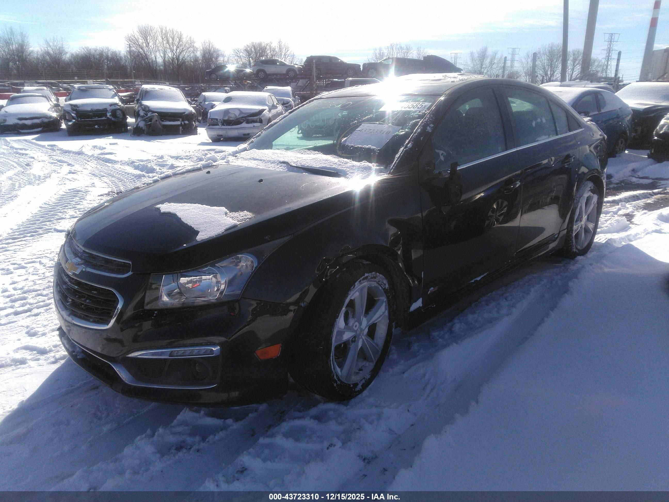 CHEVROLET CRUZE image 2