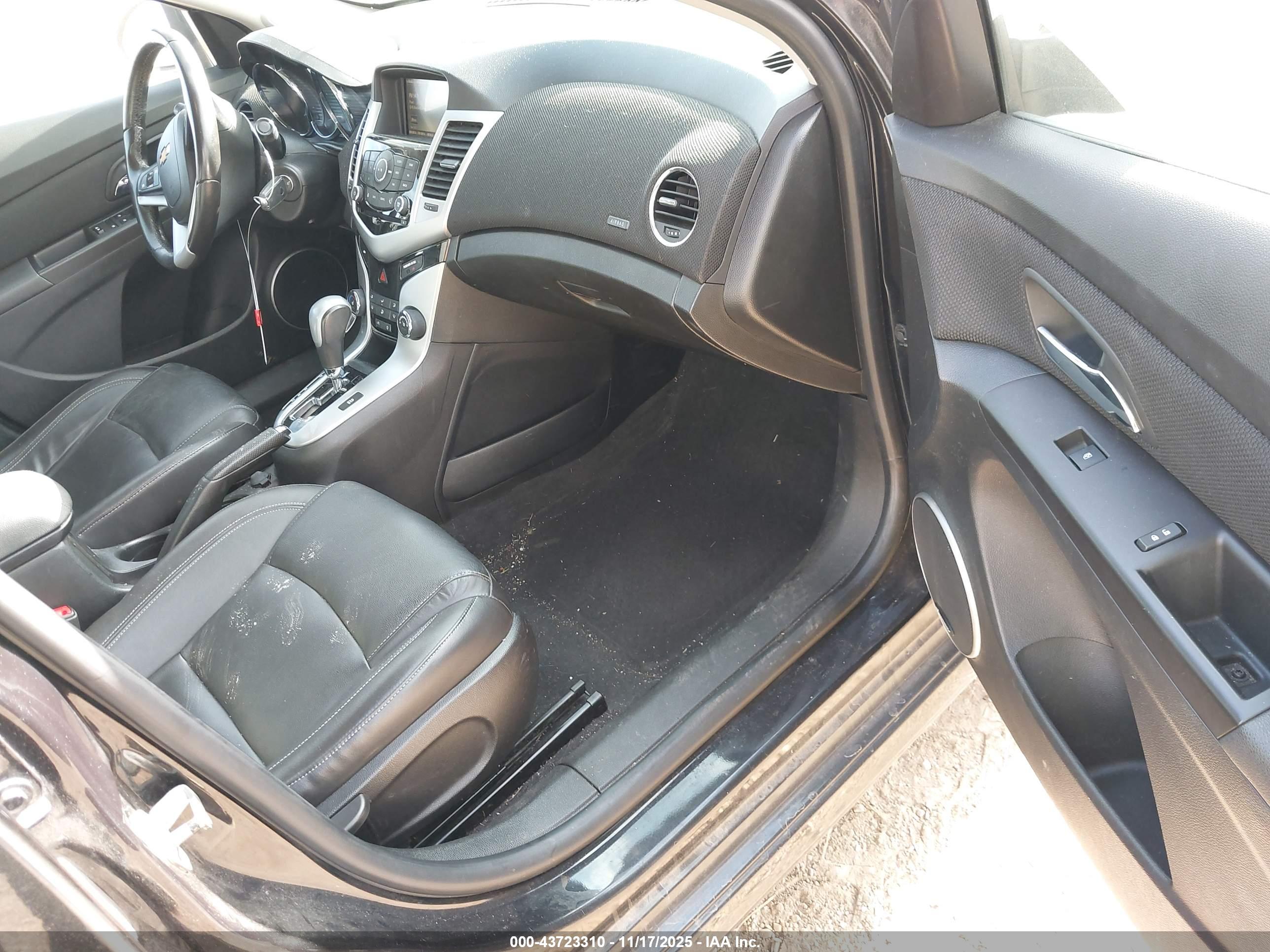 CHEVROLET CRUZE image 5