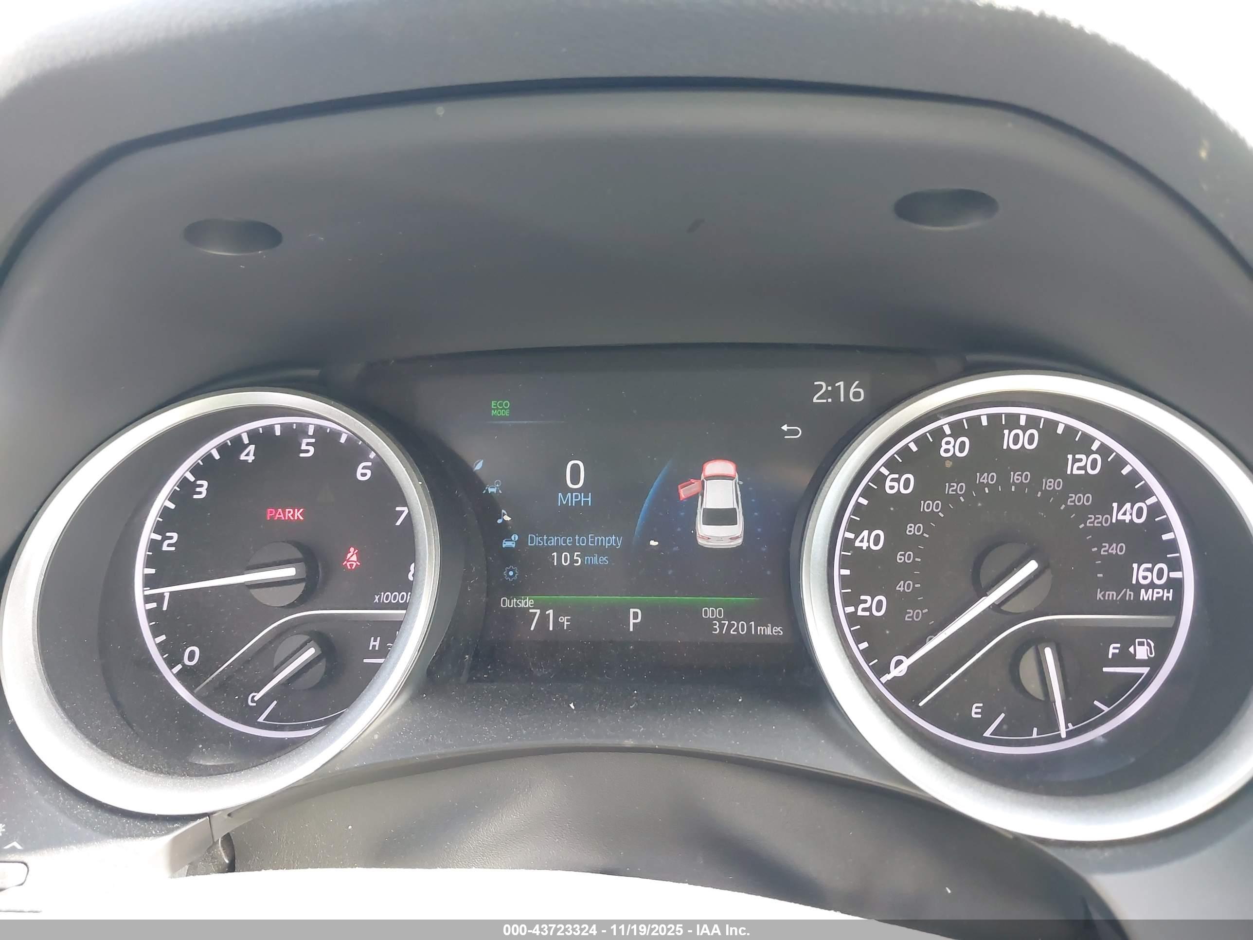 TOYOTA CAMRY image 7