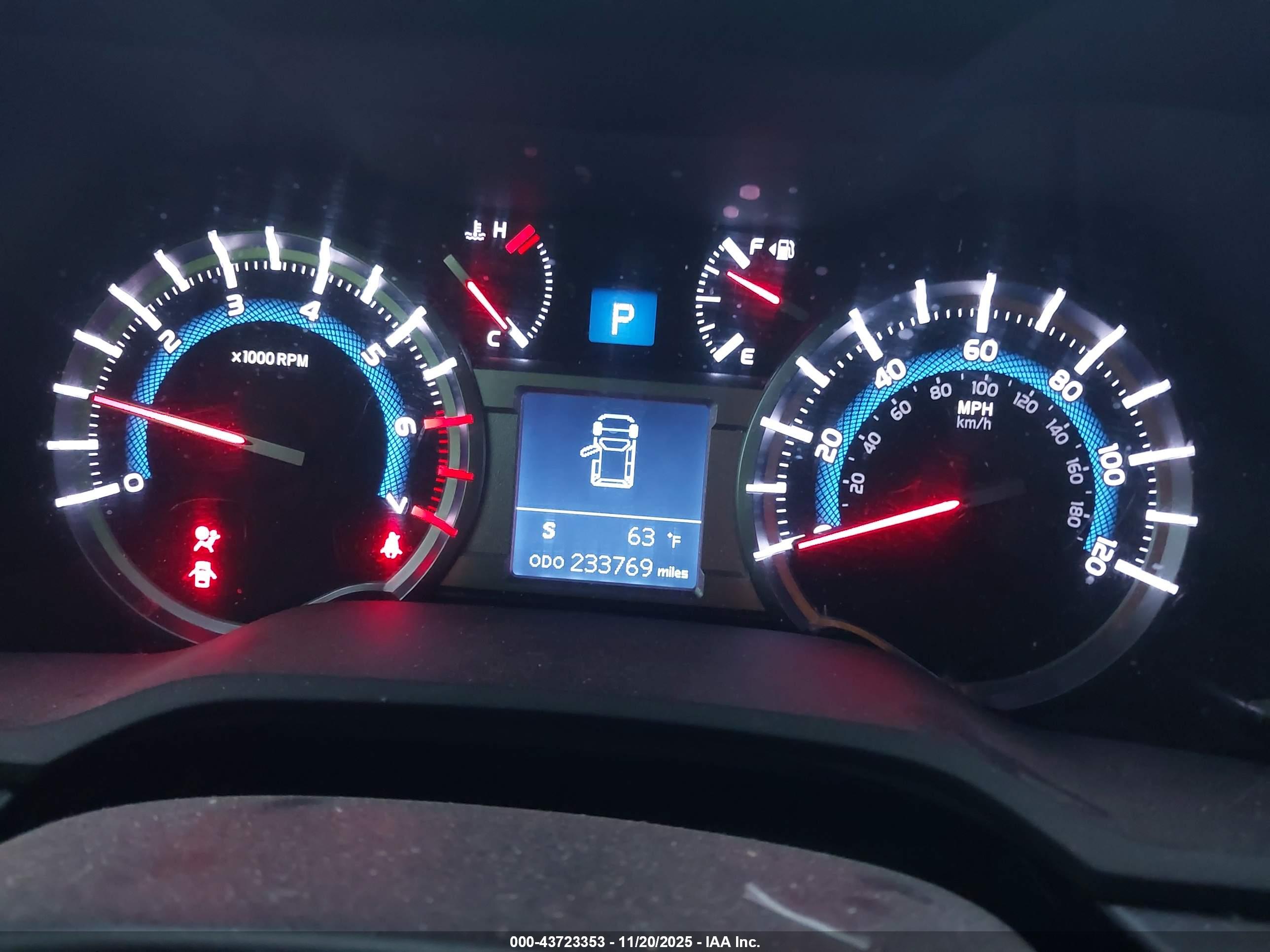 TOYOTA 4RUNNER image 7