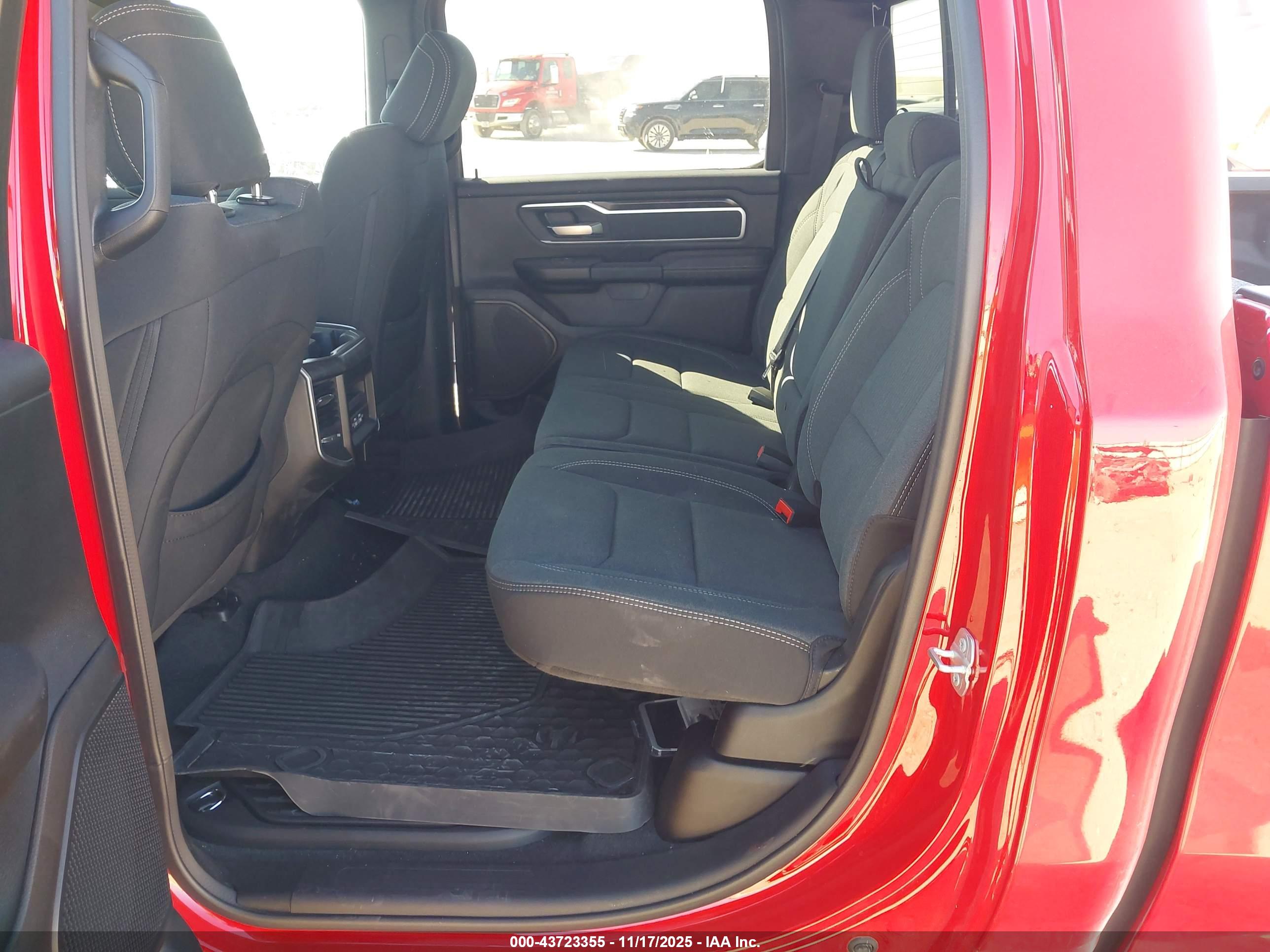 RAM 1500 image 8