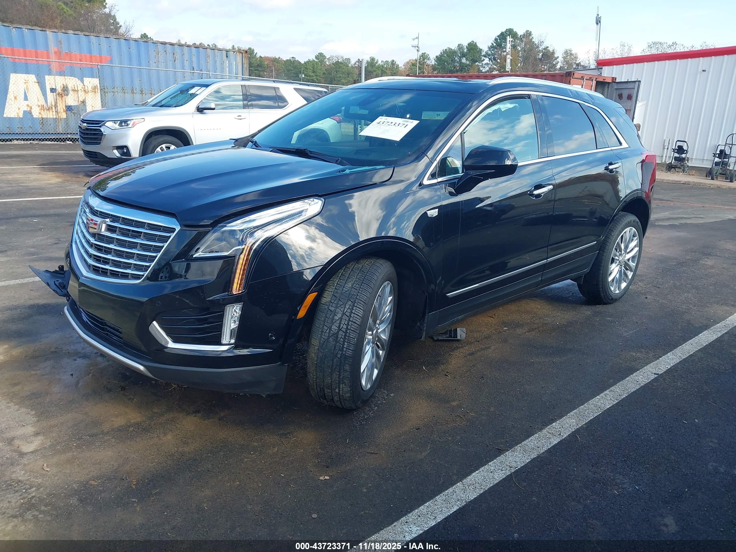 CADILLAC XT5 image 2