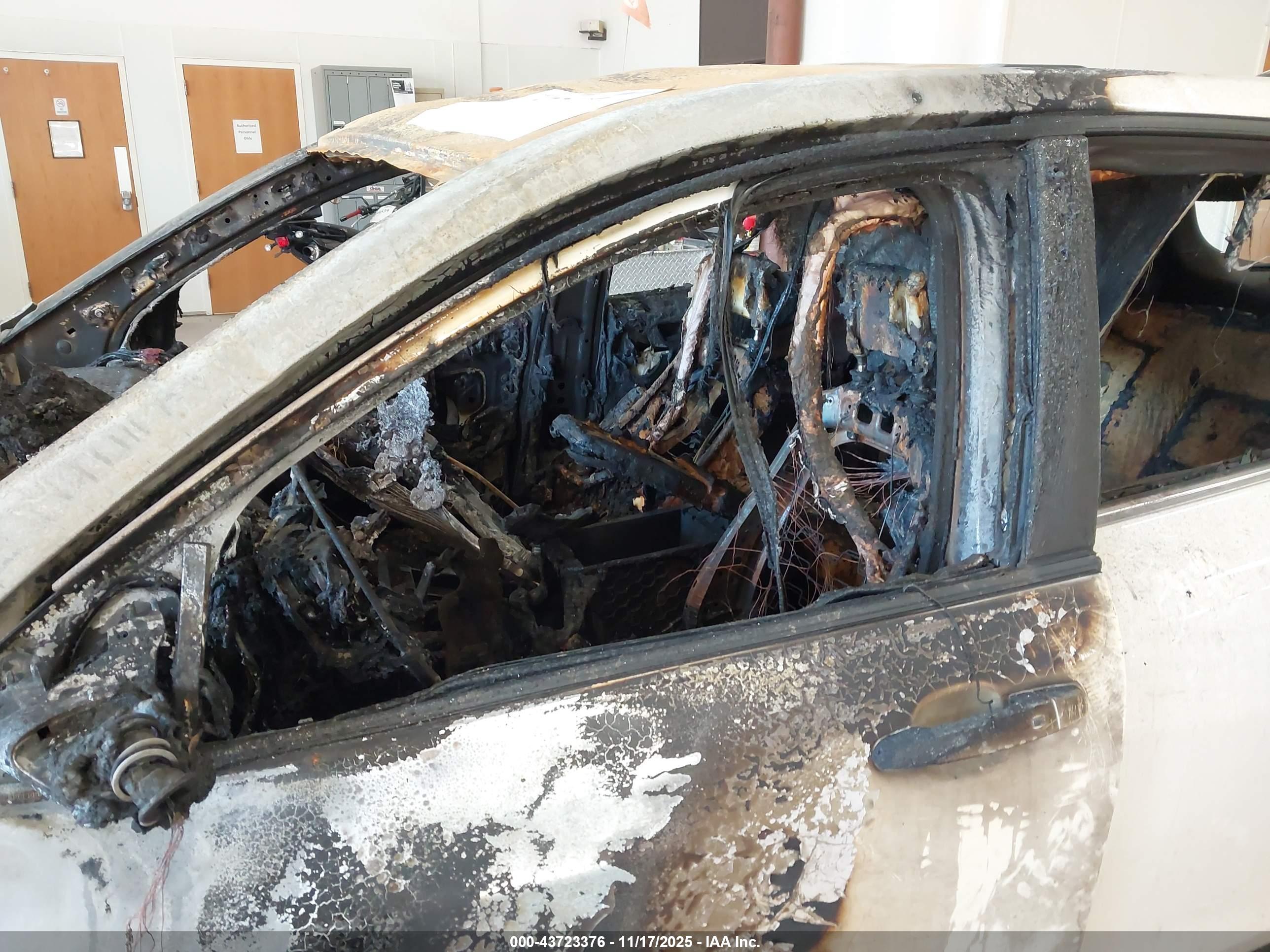 CHEVROLET EQUINOX image 6