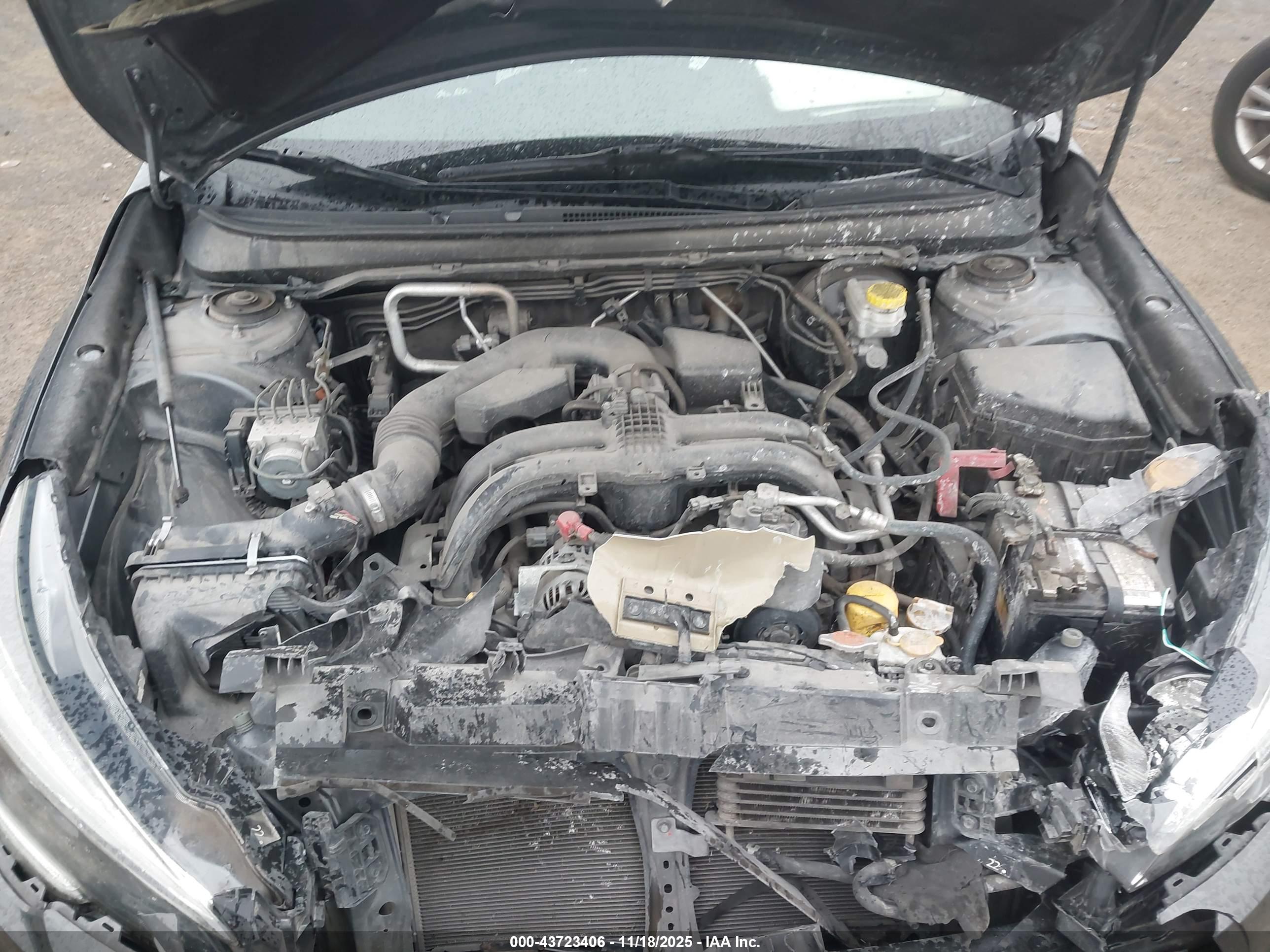 SUBARU OUTBACK image 10
