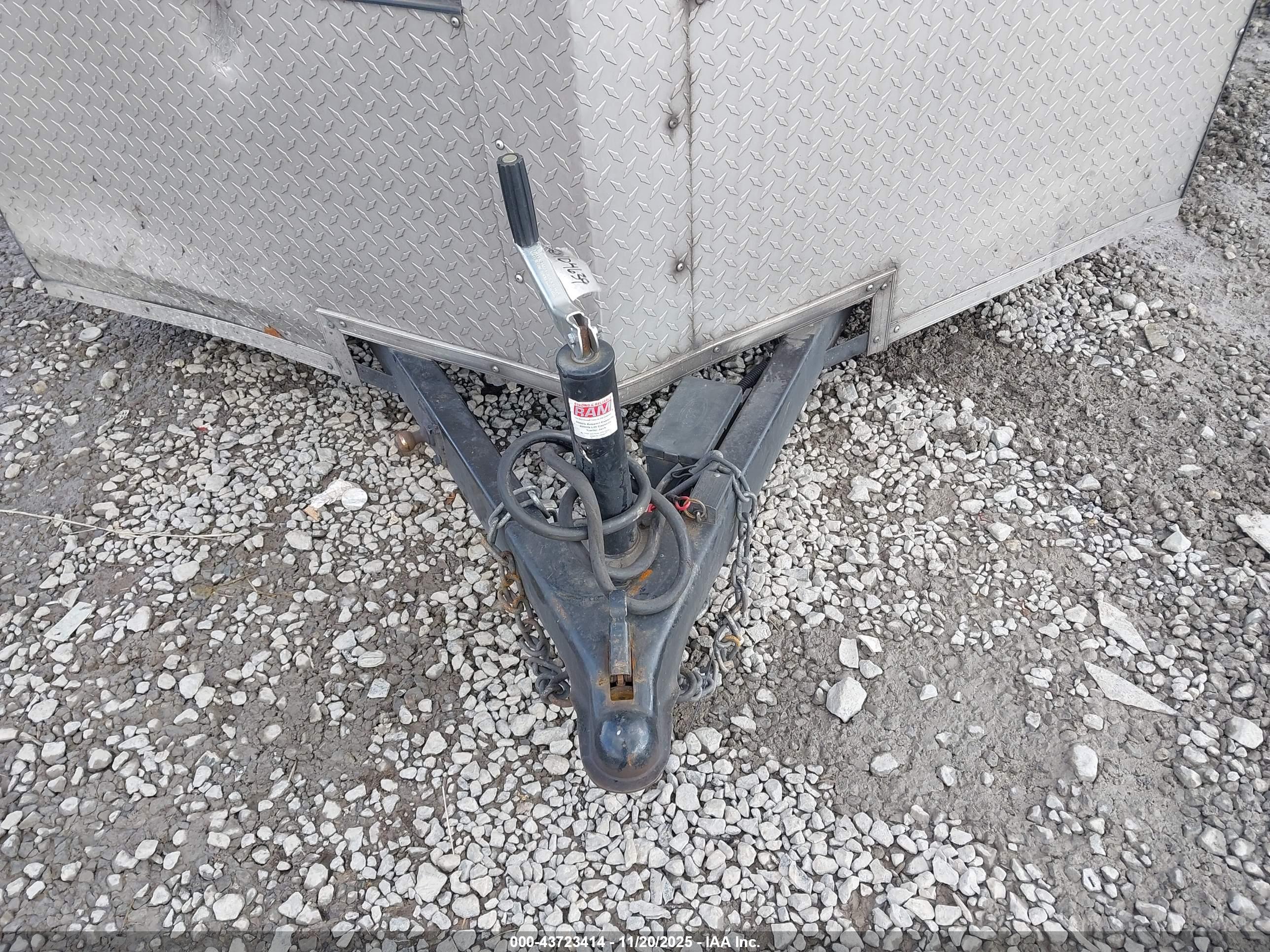 EAGLE 16' image 10