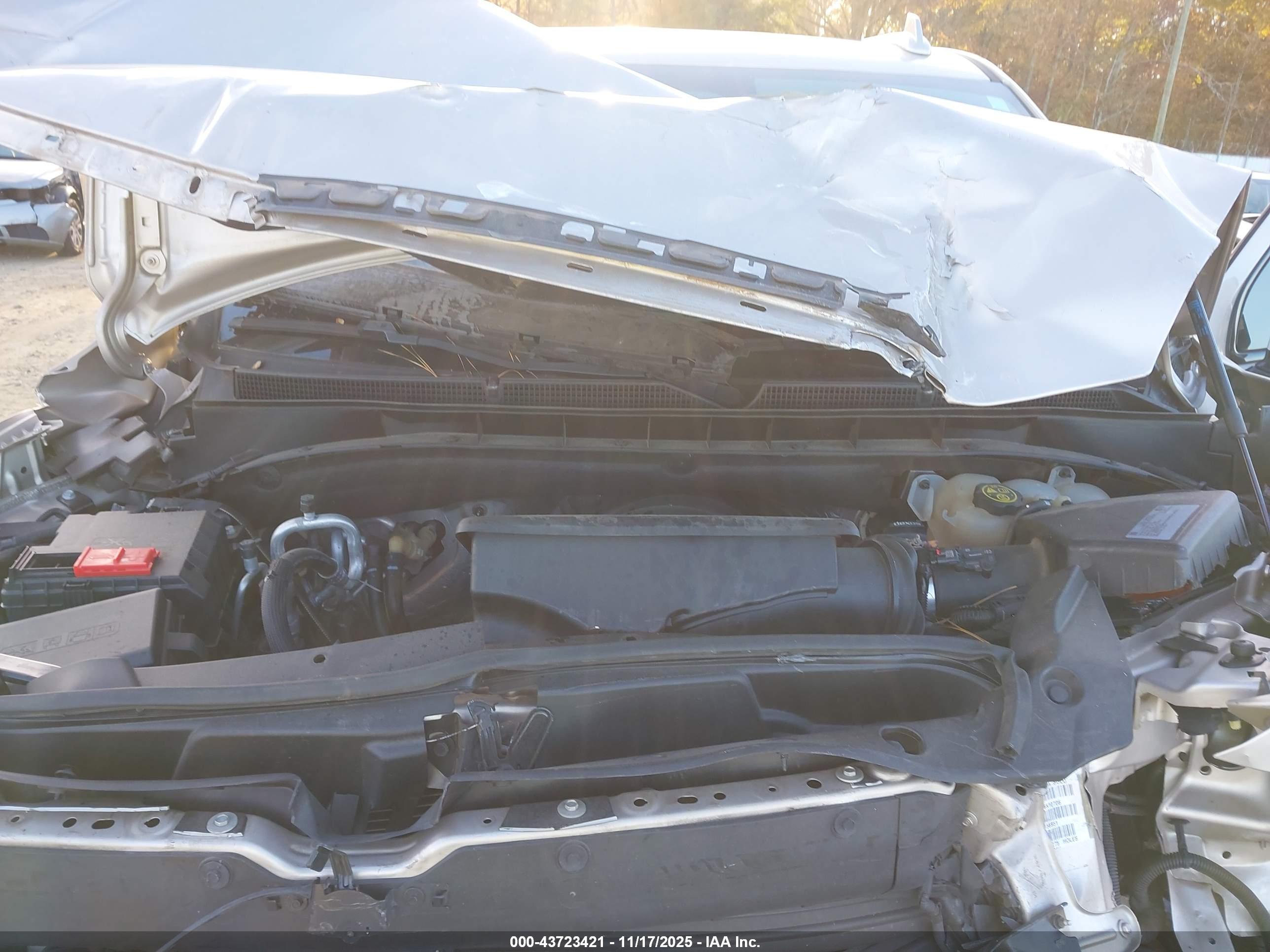 CADILLAC ESCALADE image 10